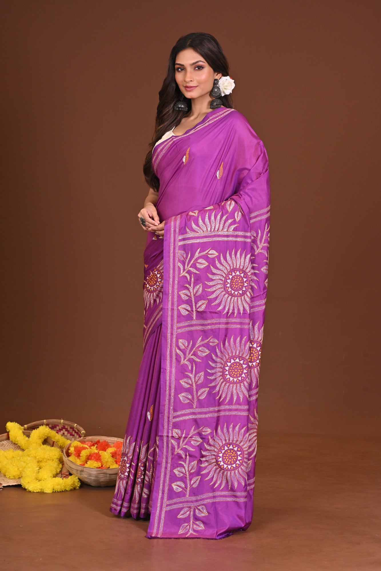 AMODINI  BLENDED SILK KANTHA SAREE Thumbnail