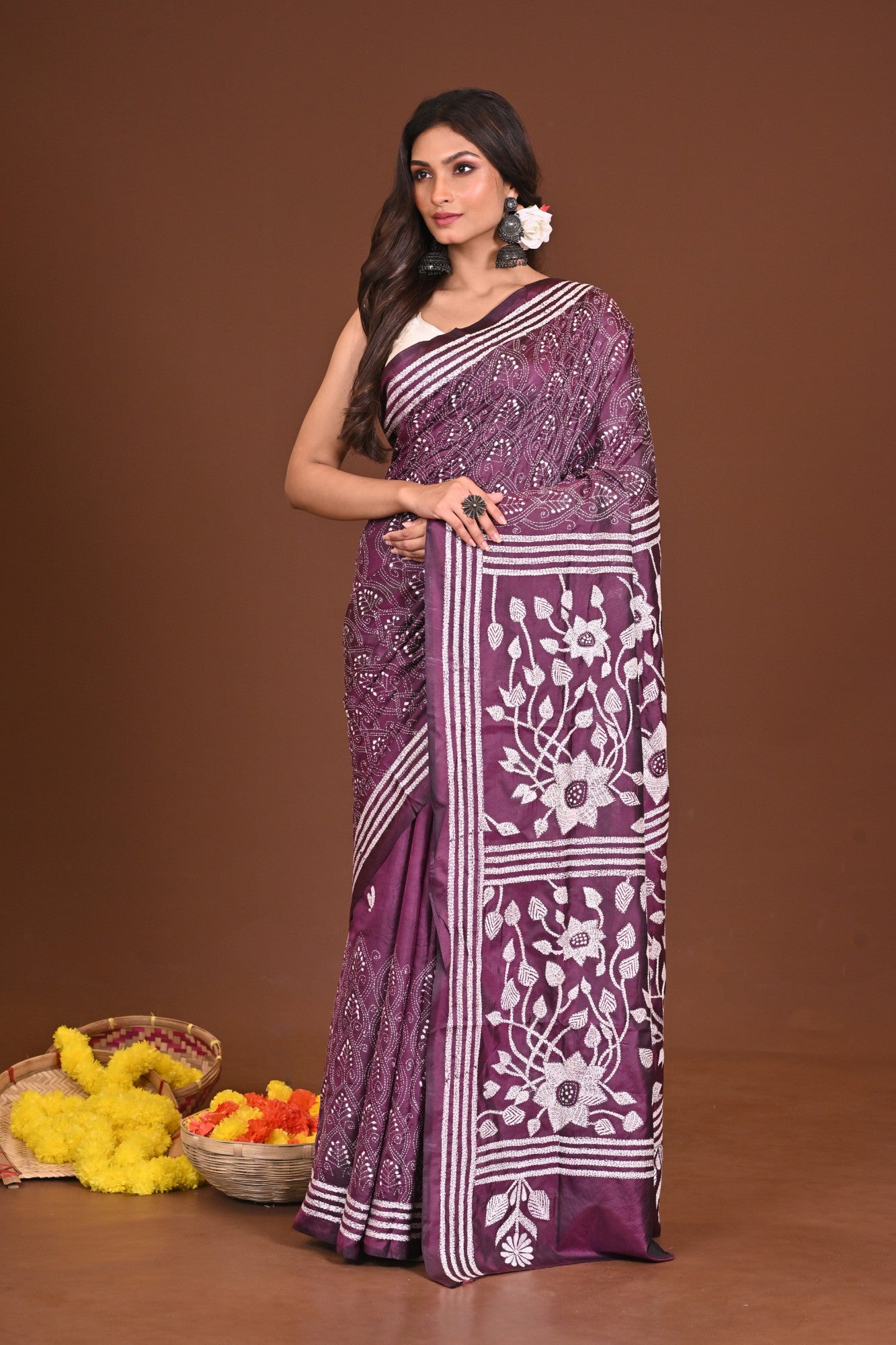 ARUNIMA BLENDED SILK KANTHA SAREE Thumbnail