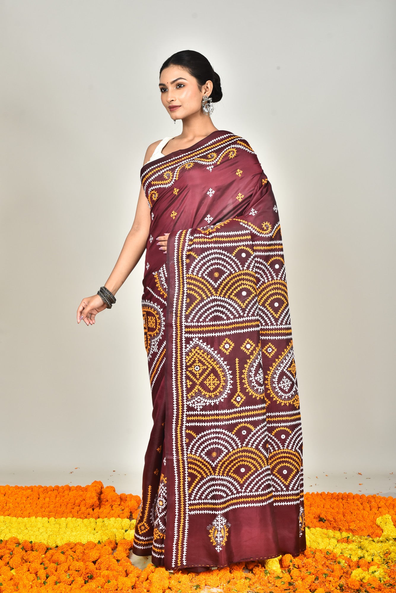 BANGALORE SILK GUJRATI STITCH SAREE Thumbnail
