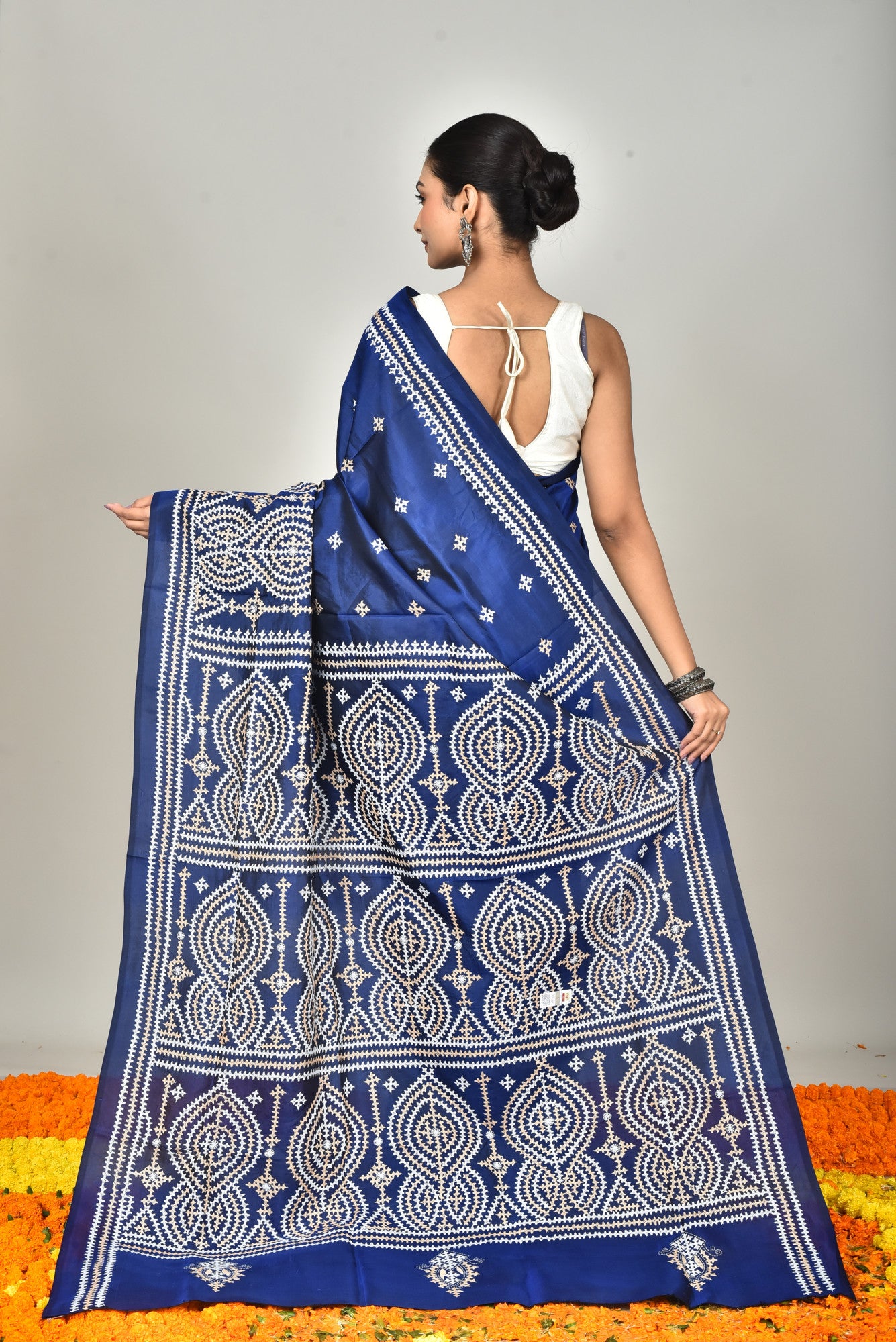 BANGALORE SILK GUJRATI STITCH SAREE Thumbnail