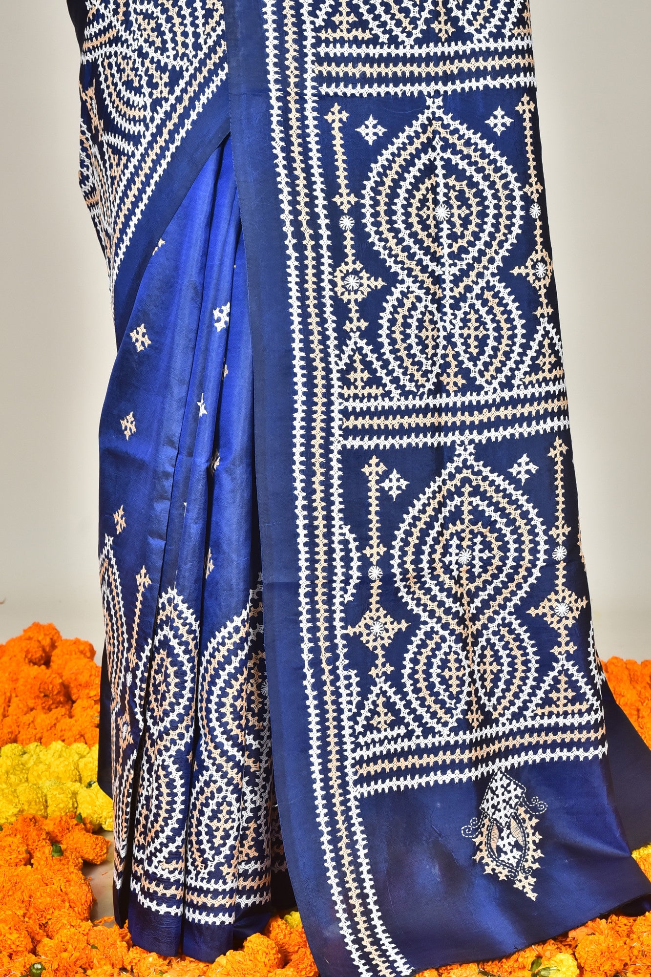 BANGALORE SILK GUJRATI STITCH SAREE Thumbnail