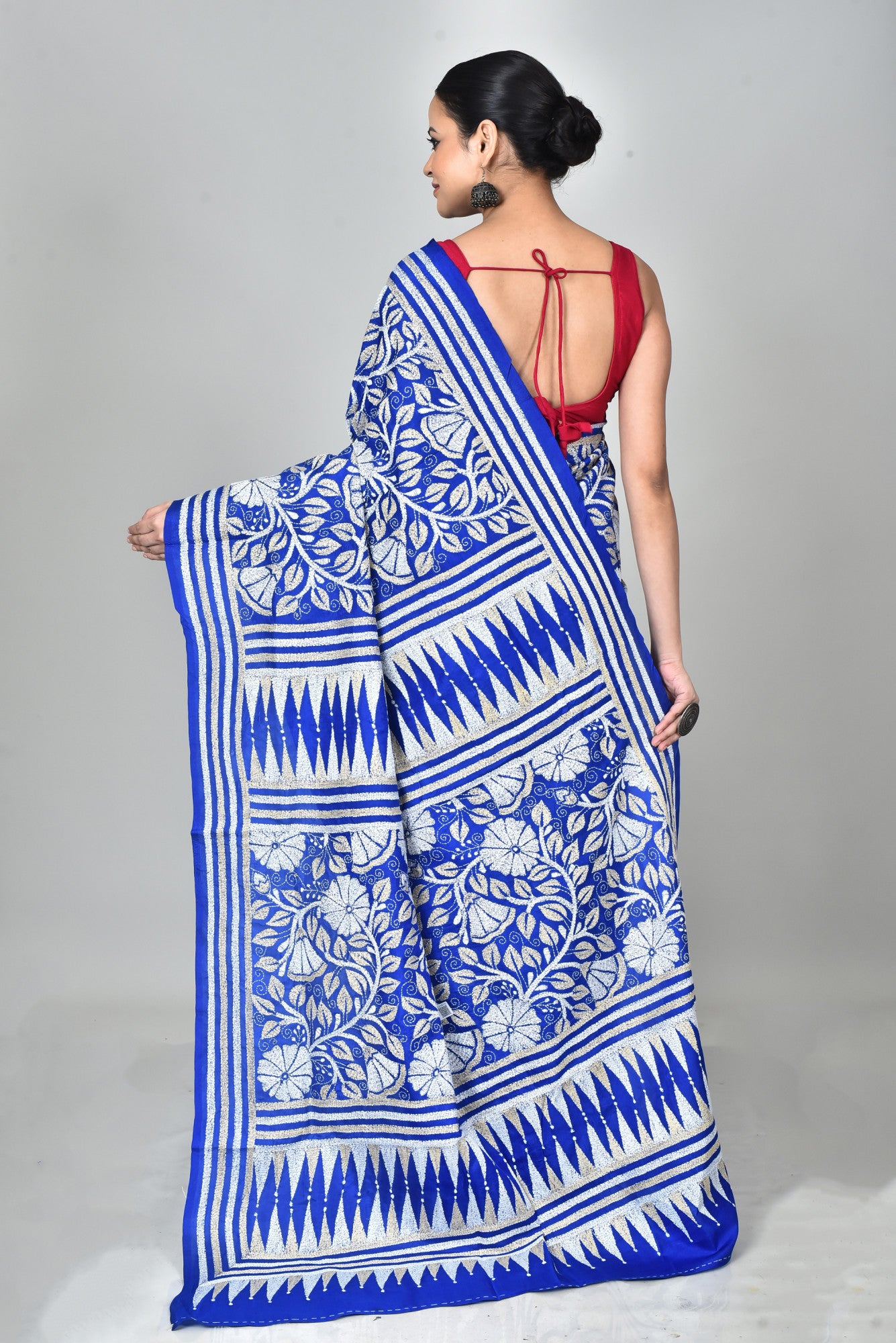 BANGALORE SILK KANTHA SAREE Thumbnail