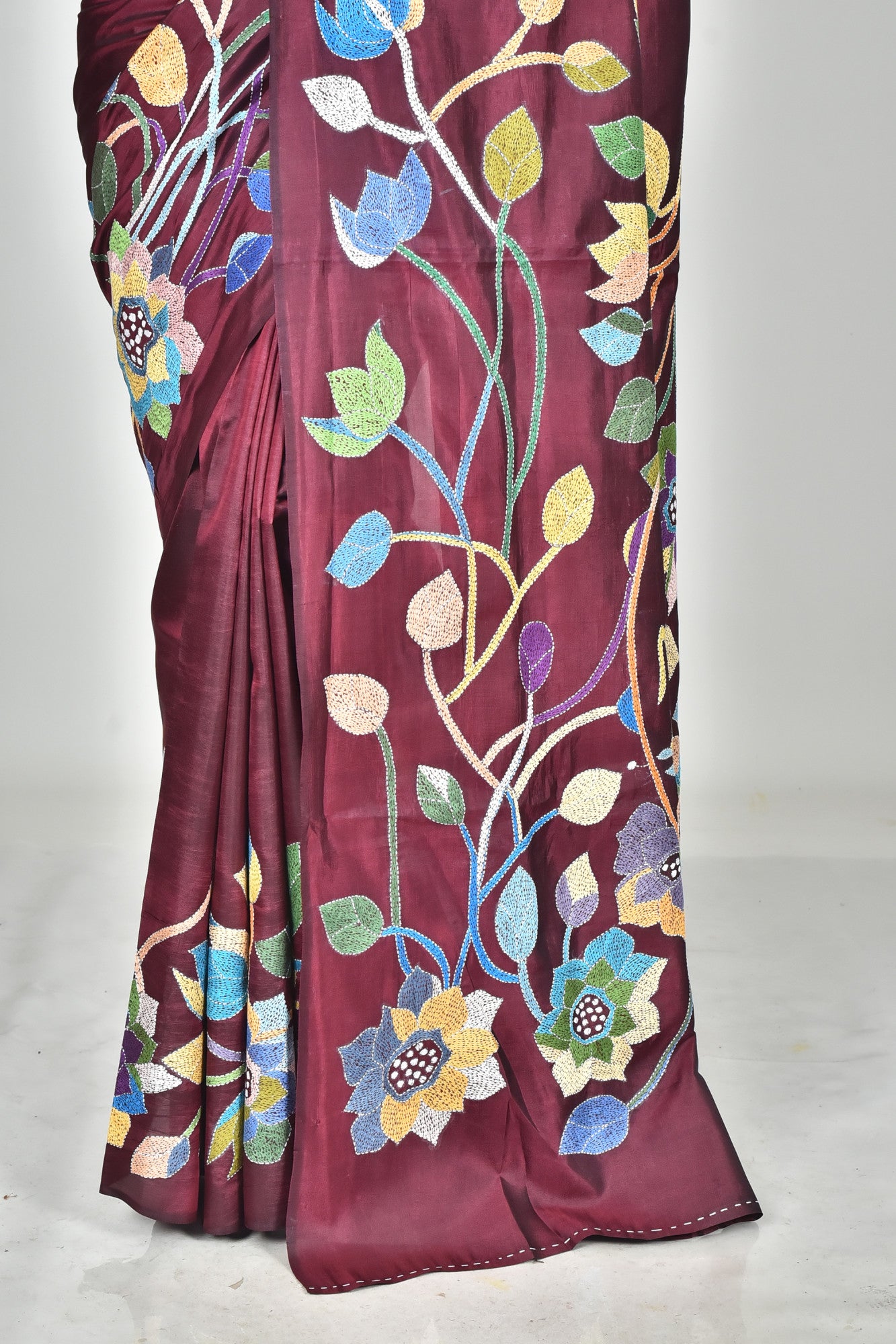 BANGALORE SILK KANTHA SAREE Thumbnail