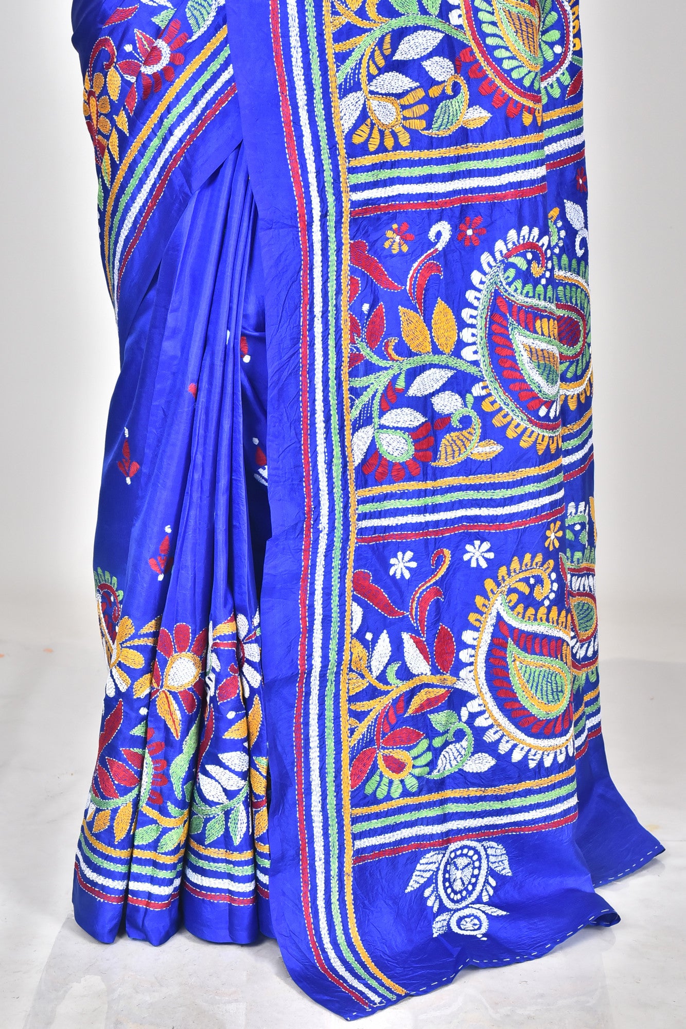 BANGALORE SILK KANTHA SAREE Thumbnail