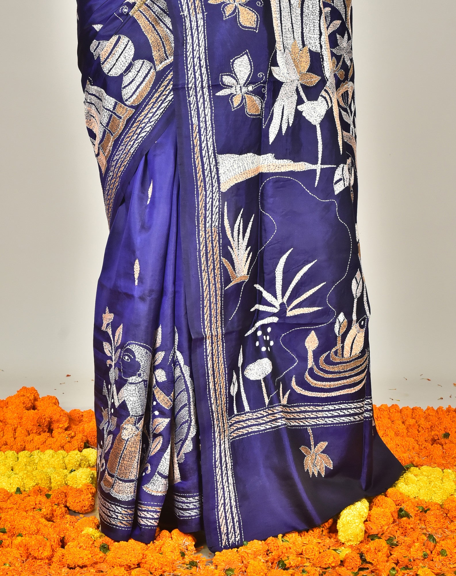 BANGALORE SILK KANTHA SAREE Thumbnail
