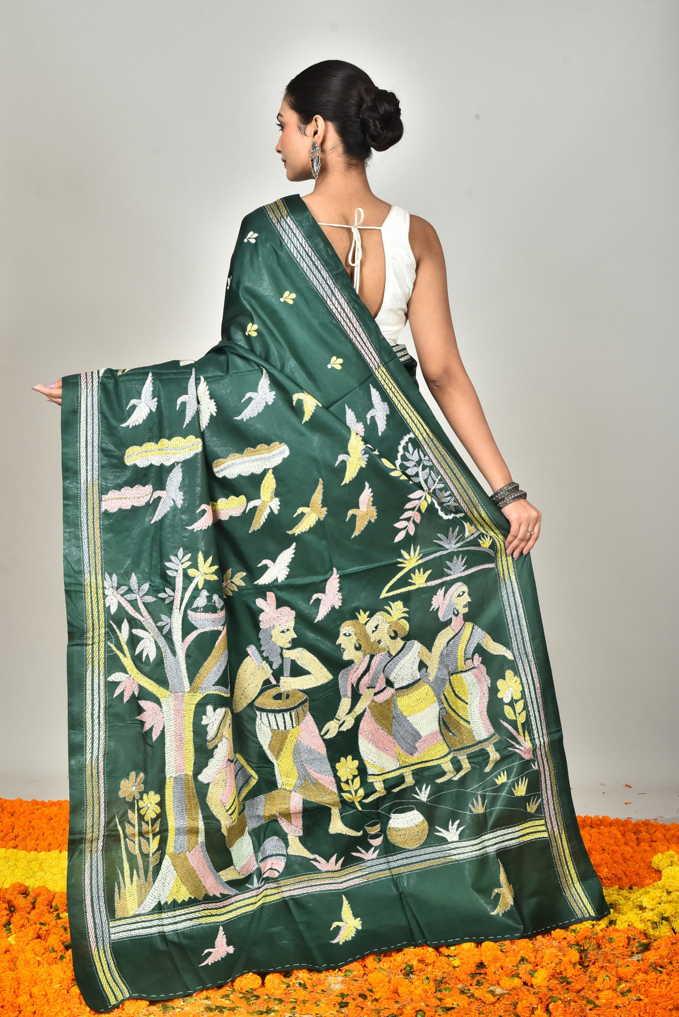 BANGALORE SILK KANTHA SAREE Thumbnail