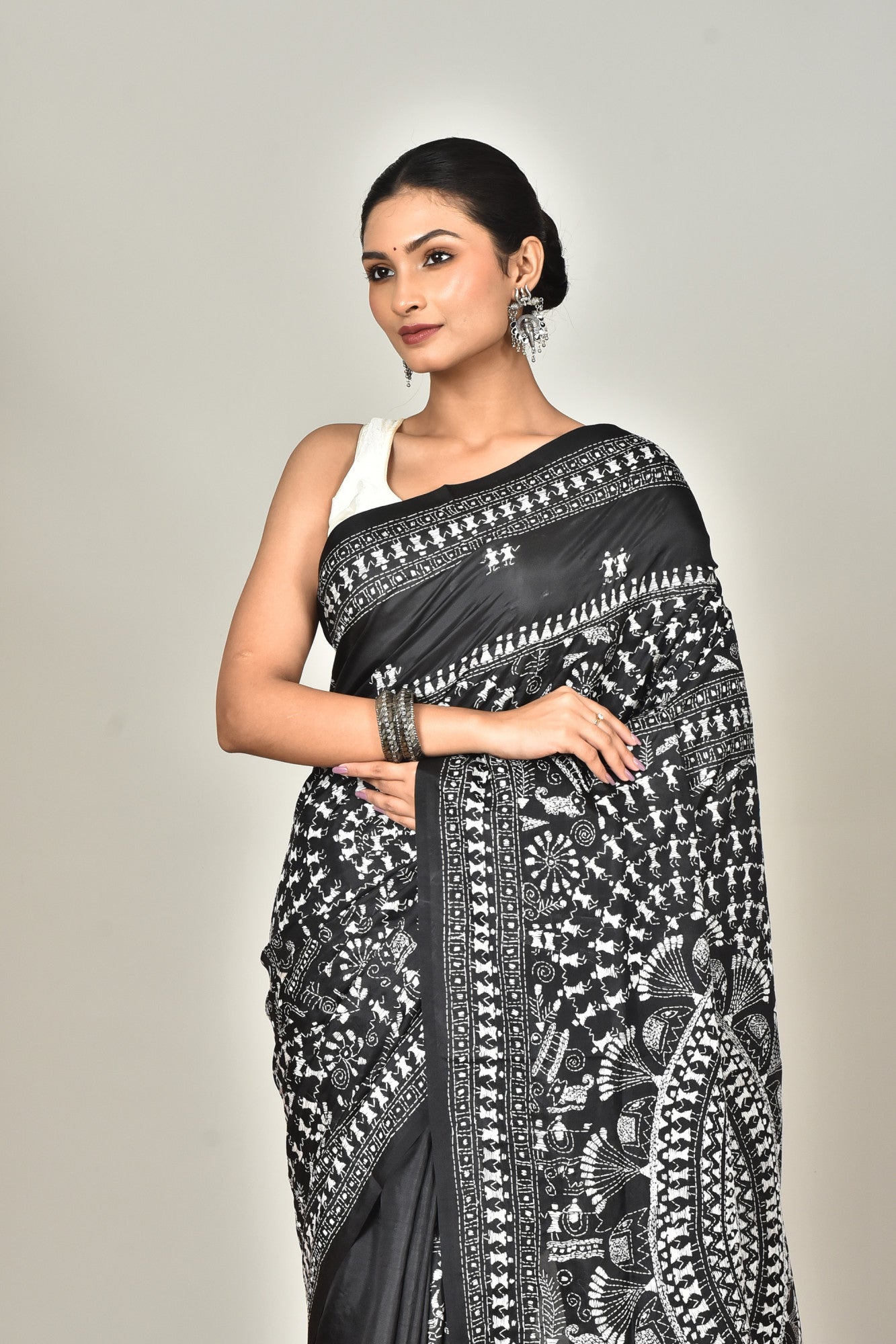 BANGALORE SILK KANTHA SAREE Thumbnail