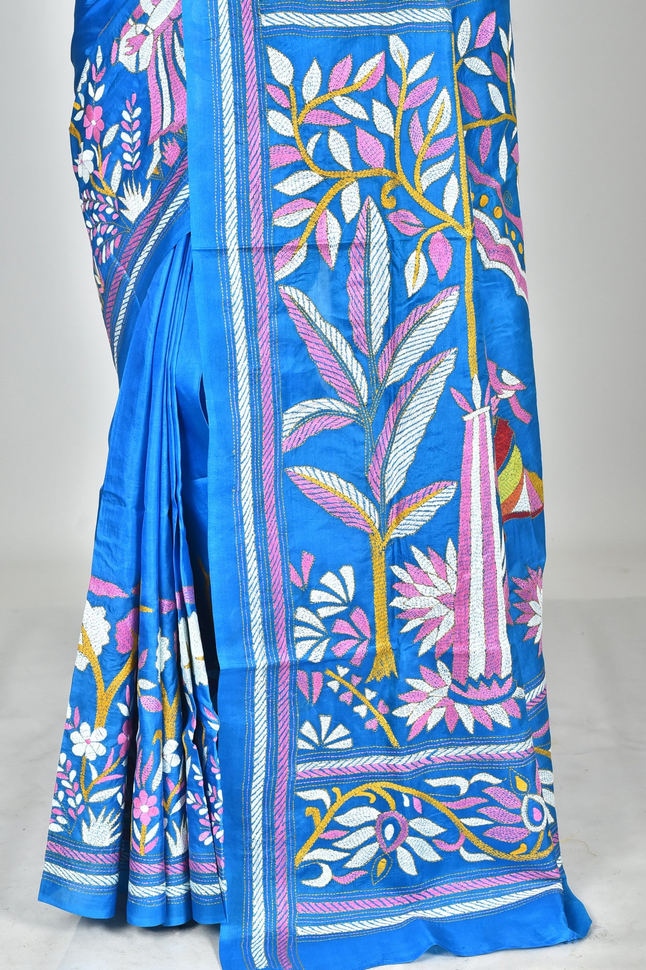 BANGALORE SILK KANTHA SAREE Thumbnail