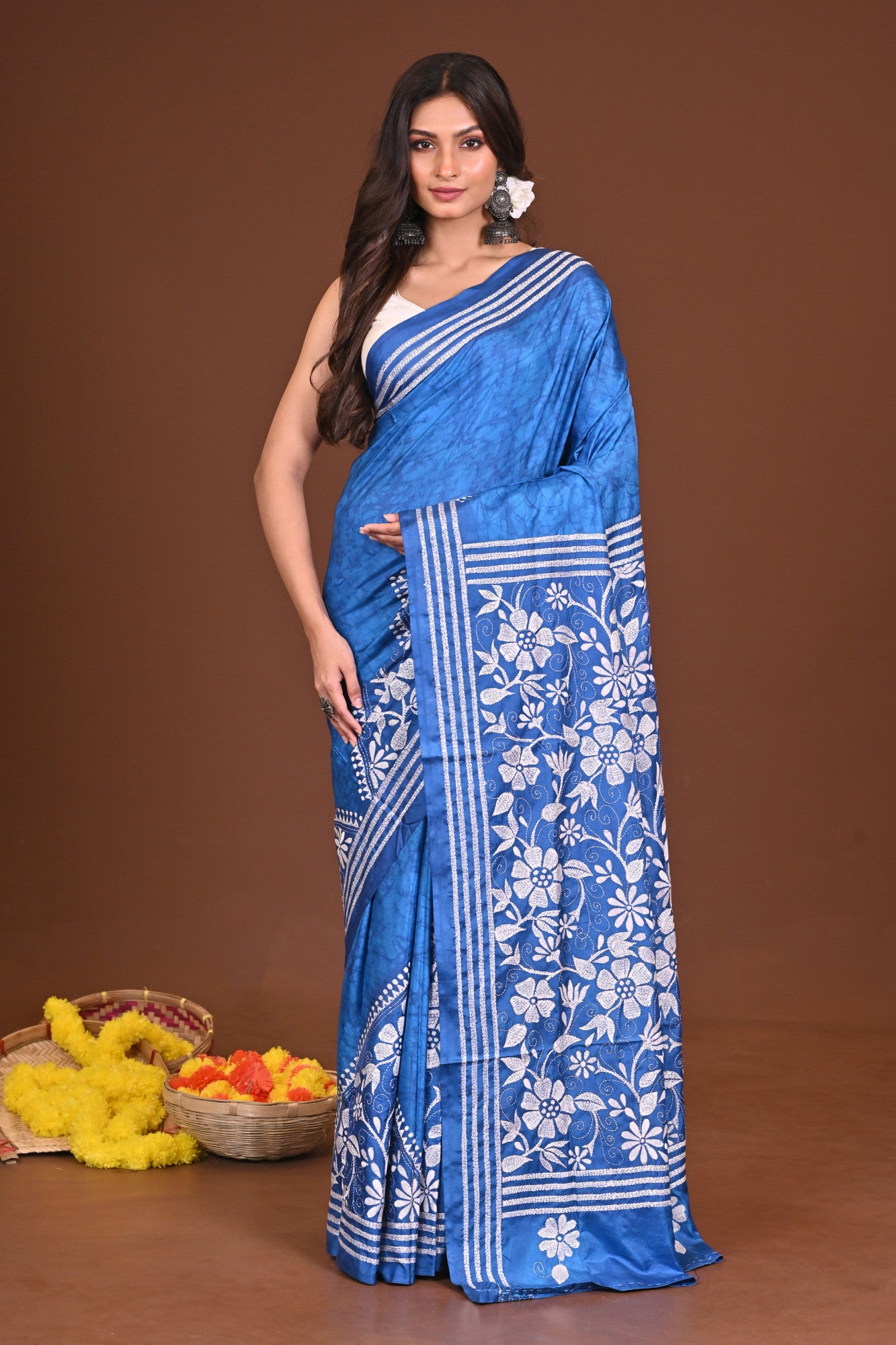 BIJOYA BLENDED SILK KANTHA SAREE Thumbnail