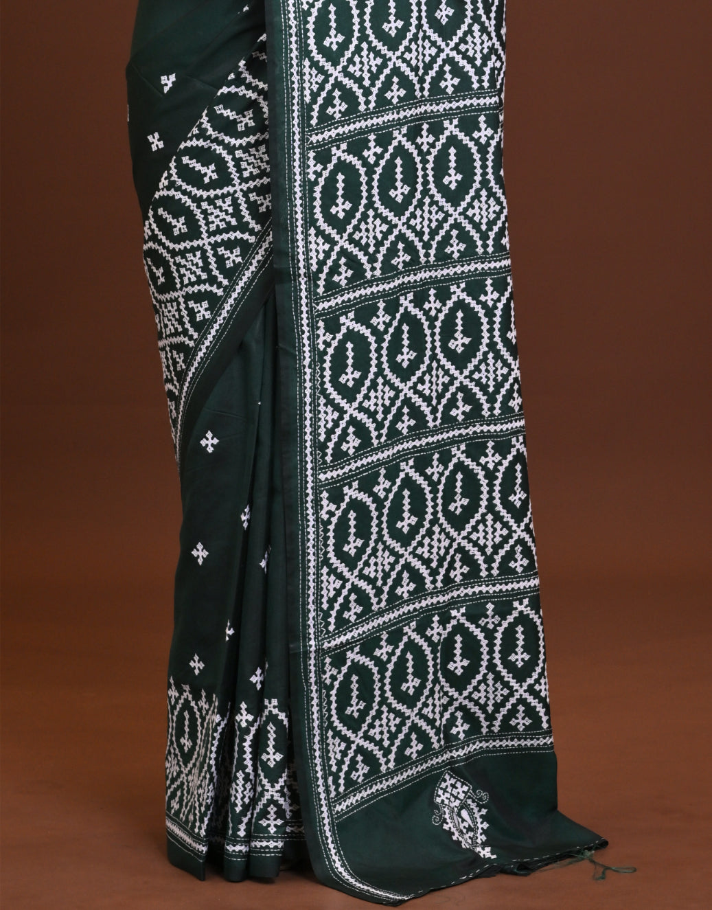 Blended Silk Kantha Saree Green Thumbnail
