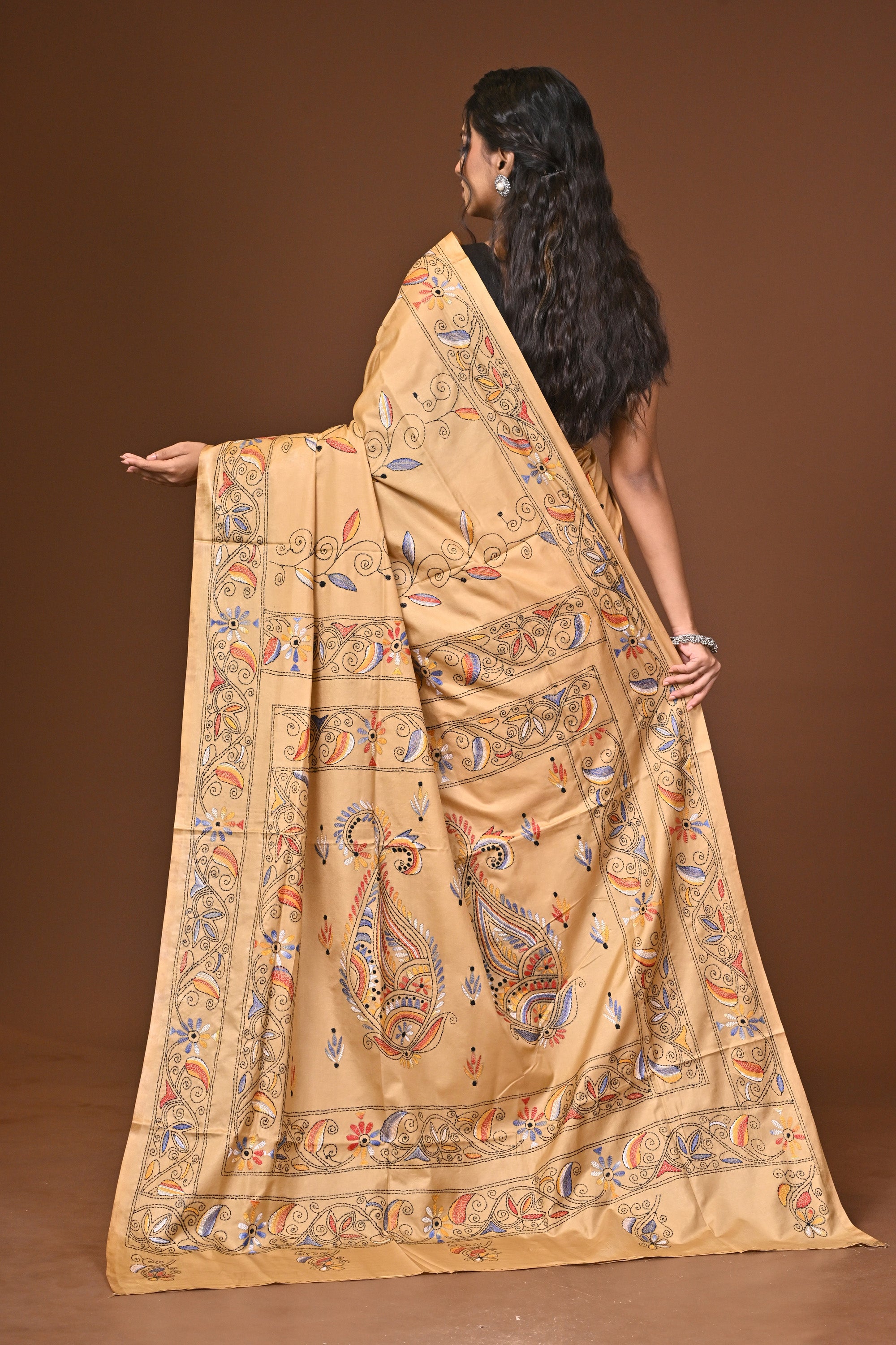 Blended Silk Kantha Stitch Saree Beige Thumbnail