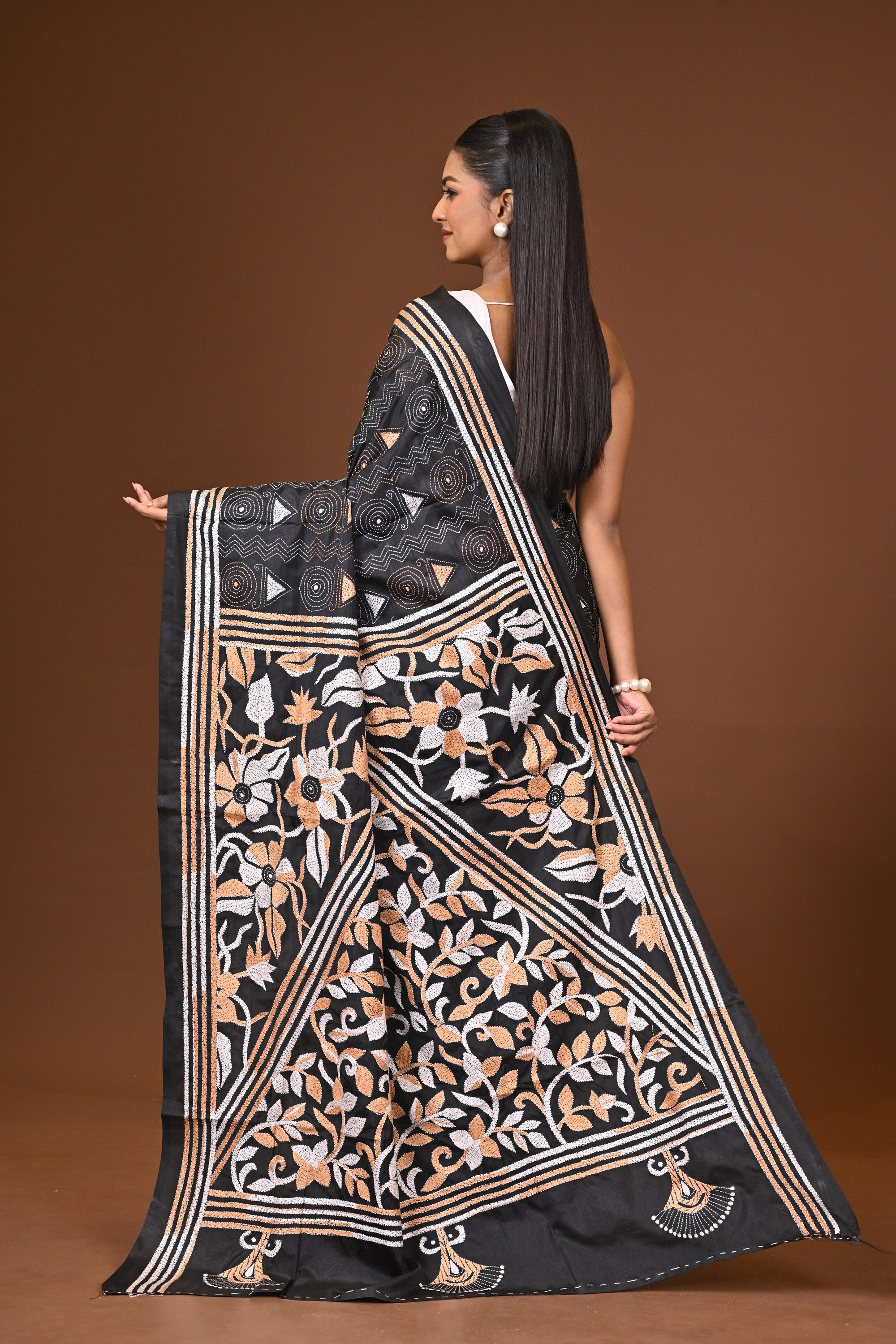 Blended Silk Kantha Stitch Saree Black Thumbnail