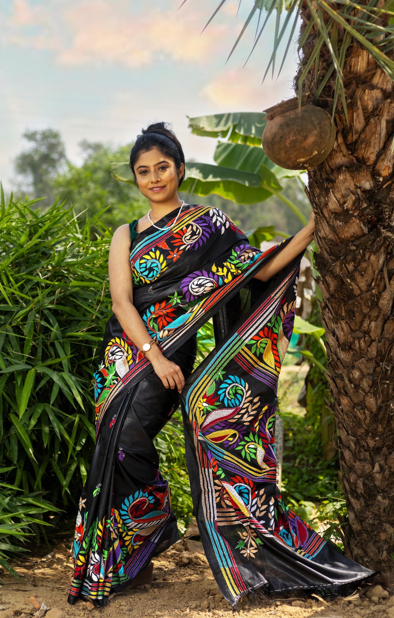 Blended Silk Kantha Stitch Saree Black Thumbnail