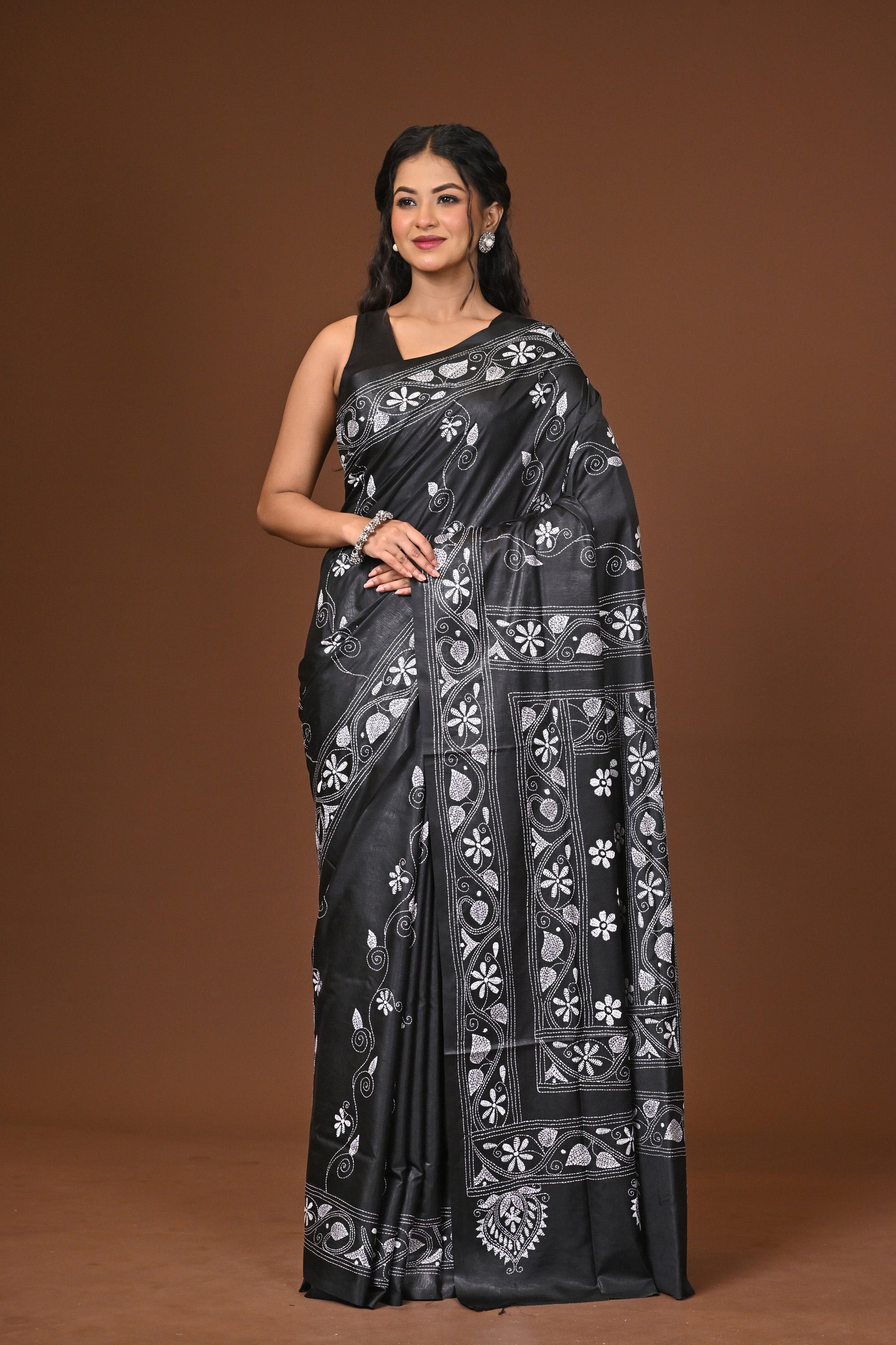 Blended Silk Kantha Stitch Saree Black Thumbnail