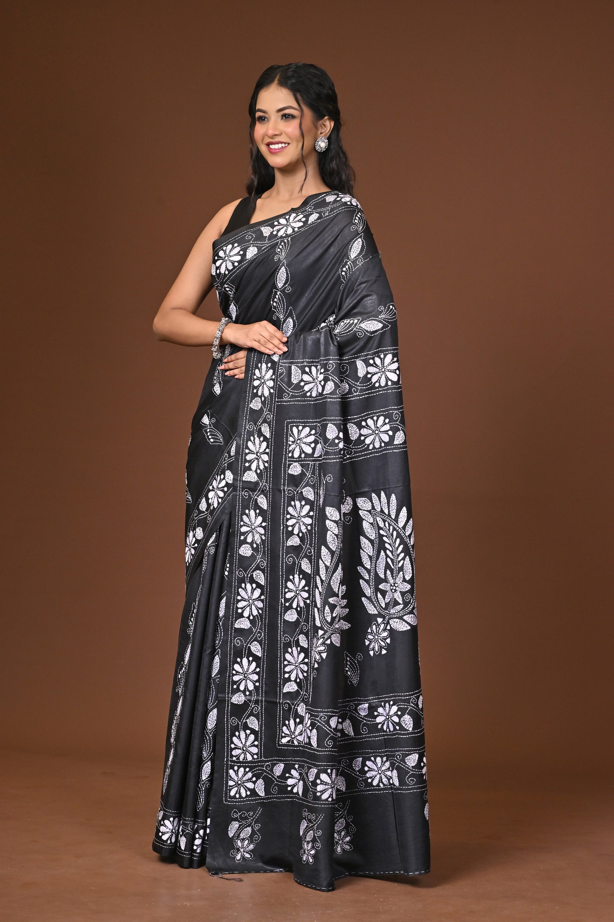 Blended Silk Kantha Stitch Saree Black Thumbnail
