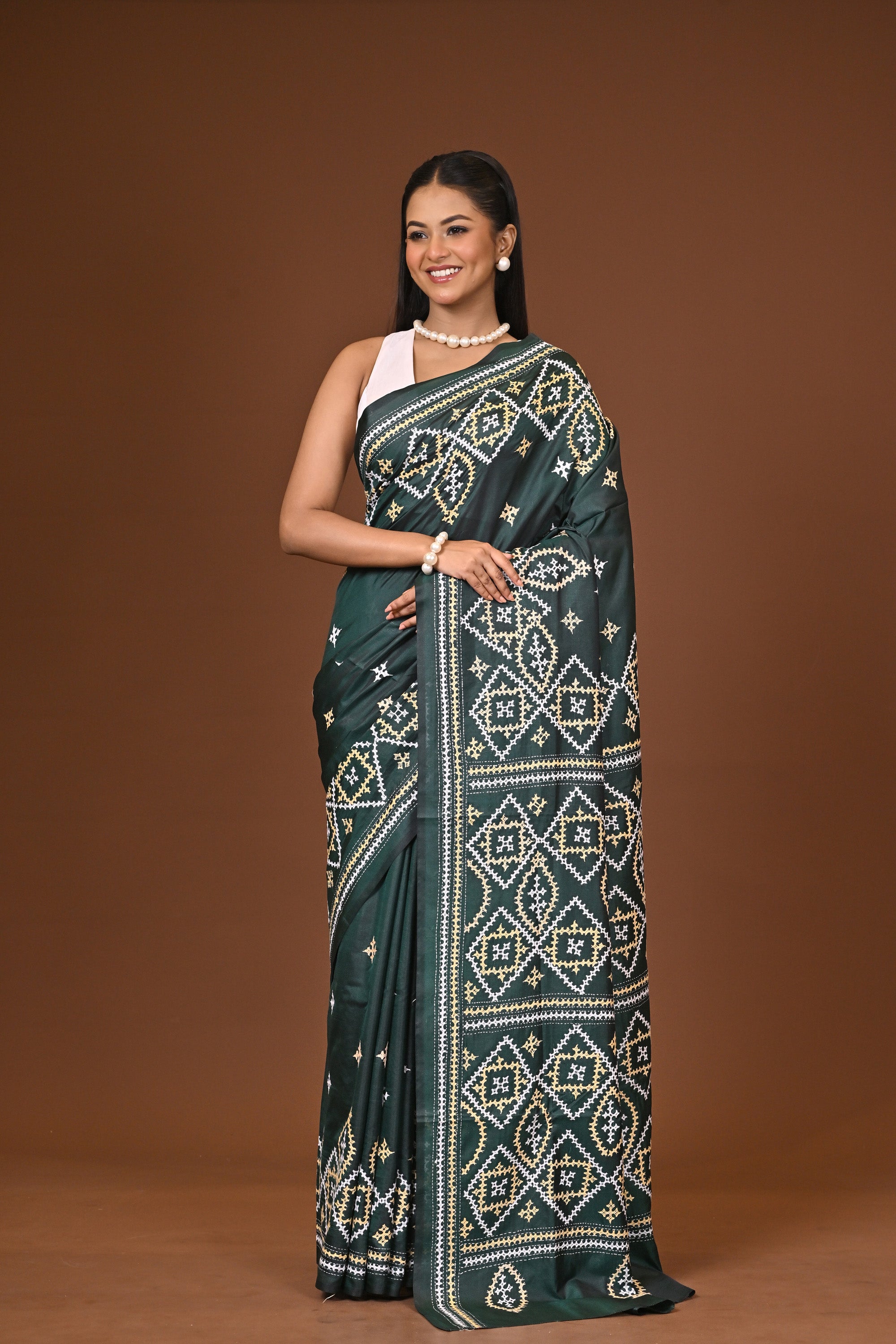 Blended Silk Kantha Stitch Saree Bottle Green Thumbnail