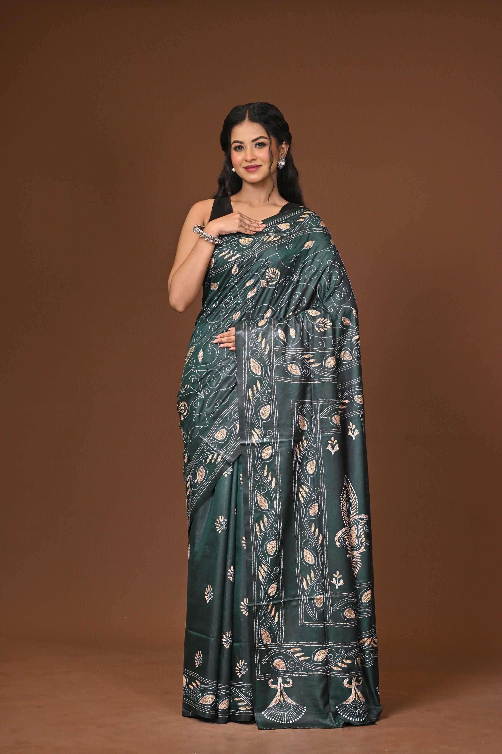 Blended Silk Kantha Stitch Saree Green Thumbnail