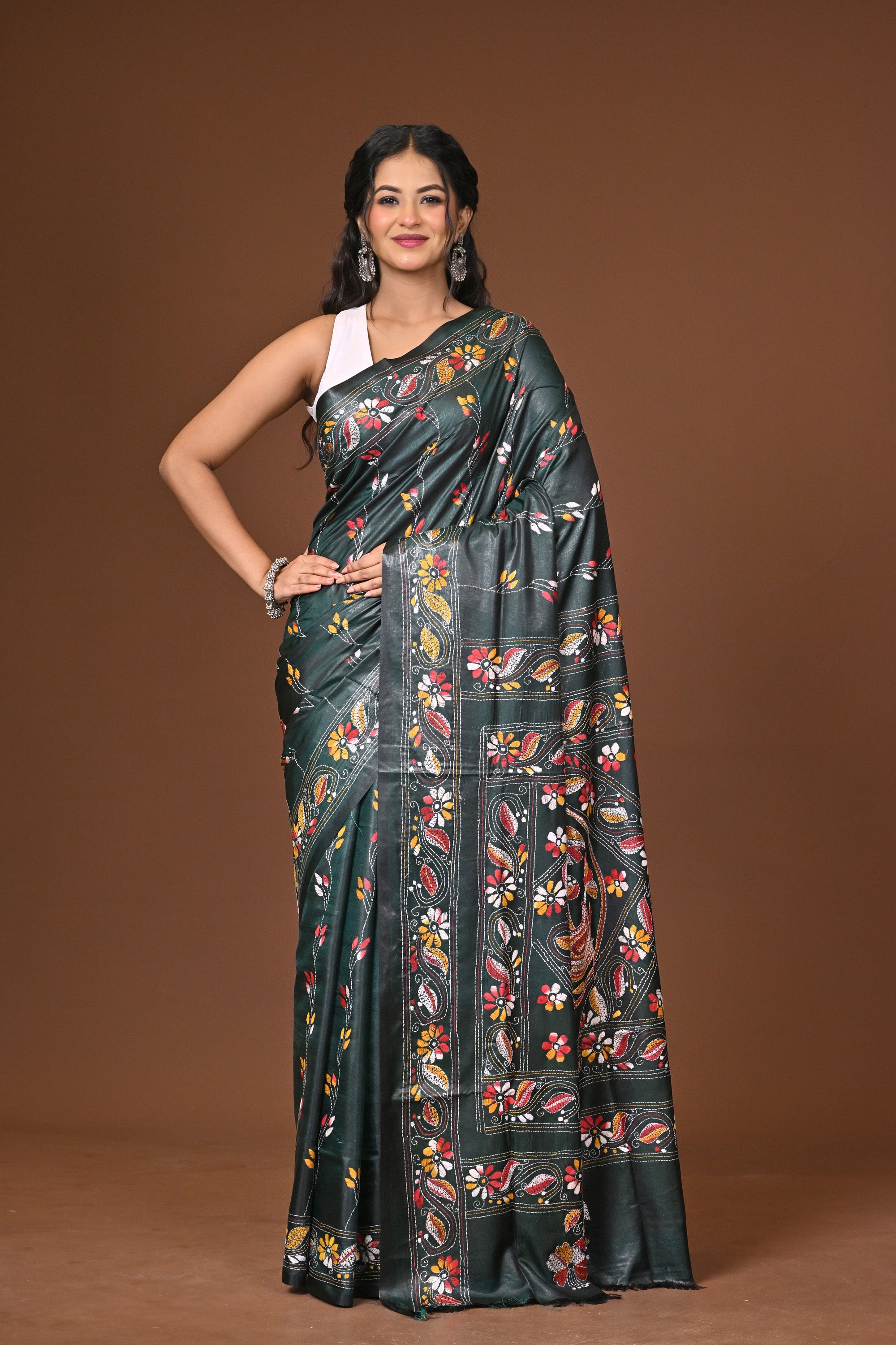 Blended Silk Kantha Stitch Saree Green Thumbnail