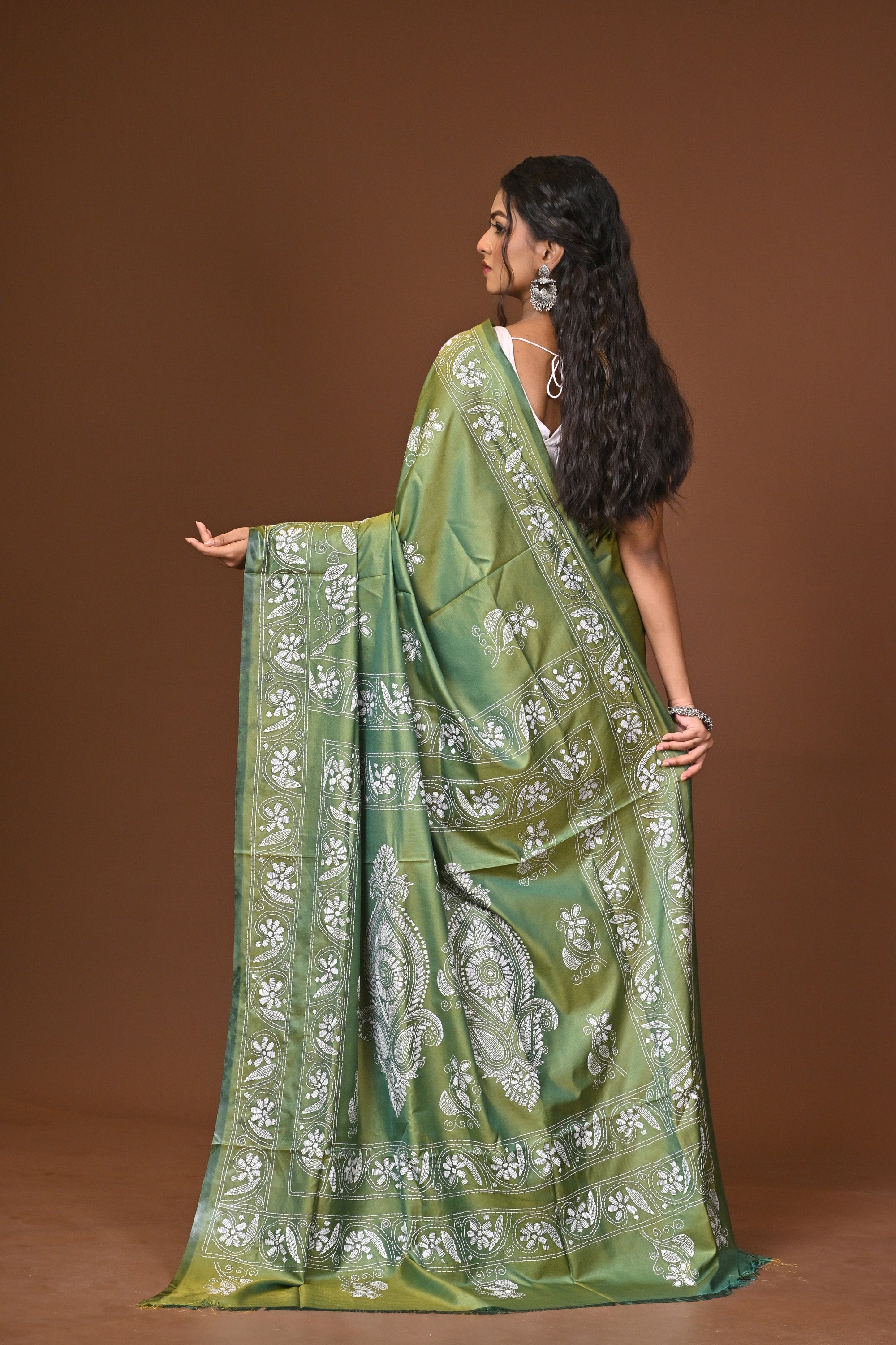 Blended Silk Kantha Stitch Saree Green Thumbnail