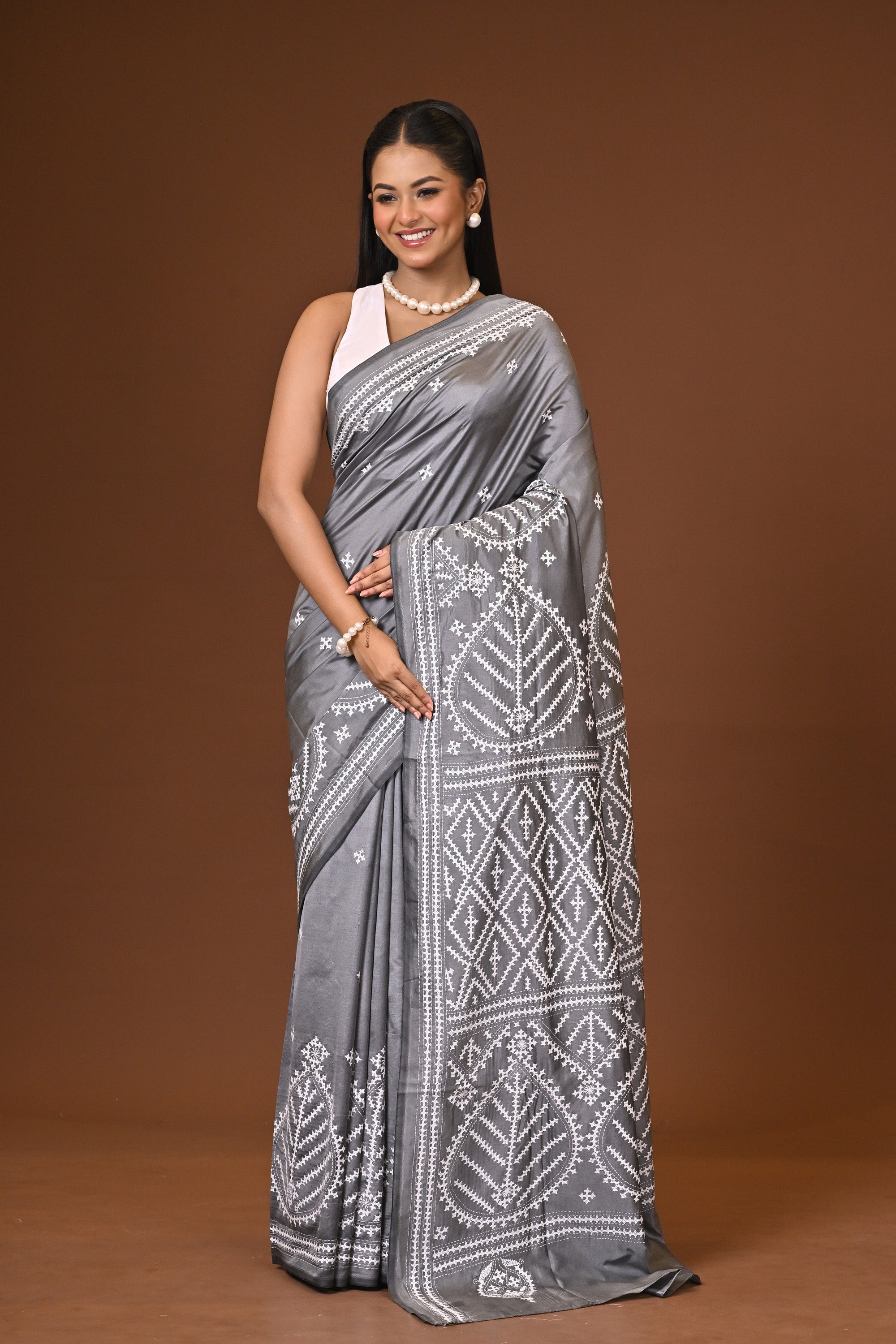 Blended Silk Kantha Stitch Saree Grey Thumbnail
