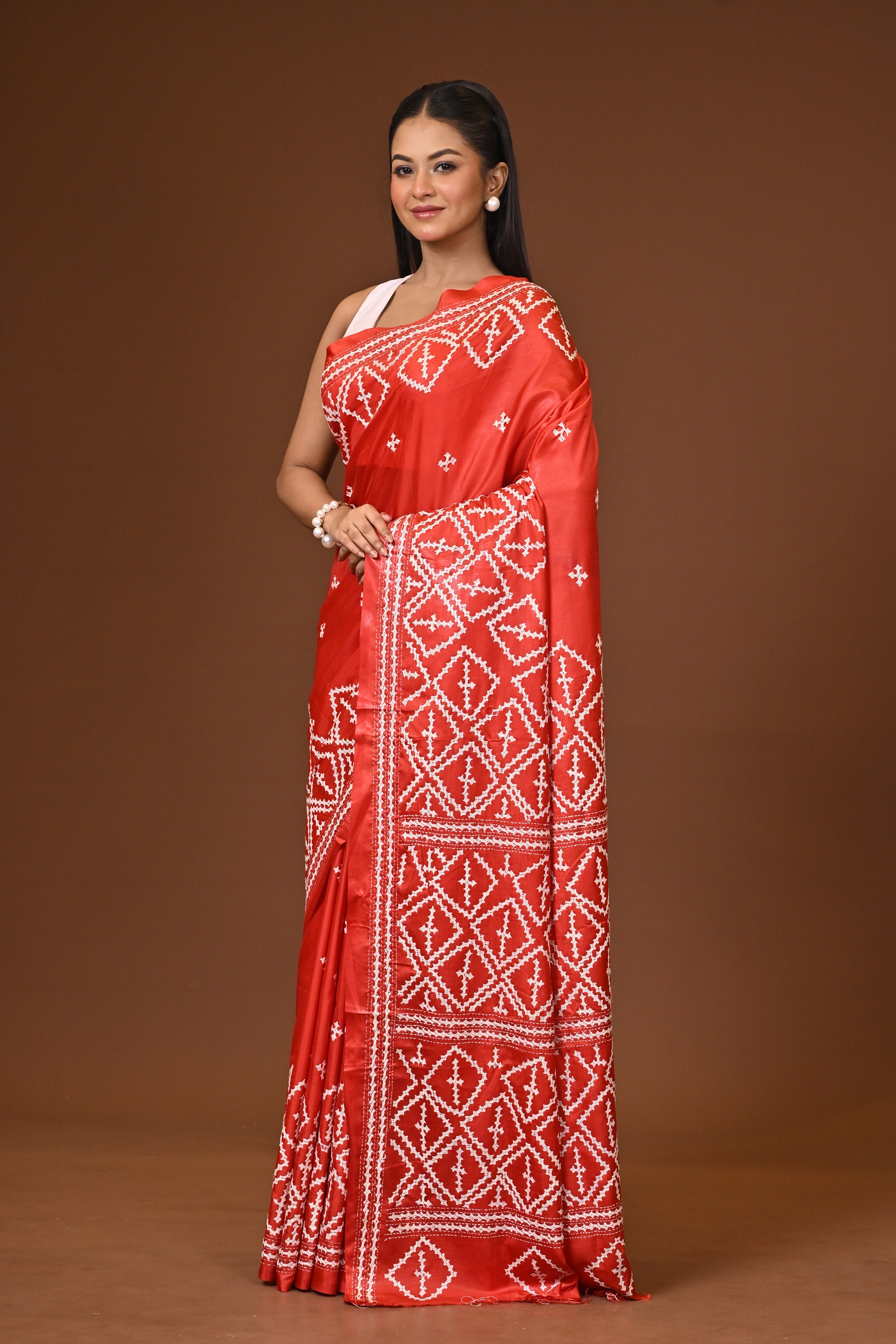 Blended Silk Kantha Stitch Saree Red Thumbnail