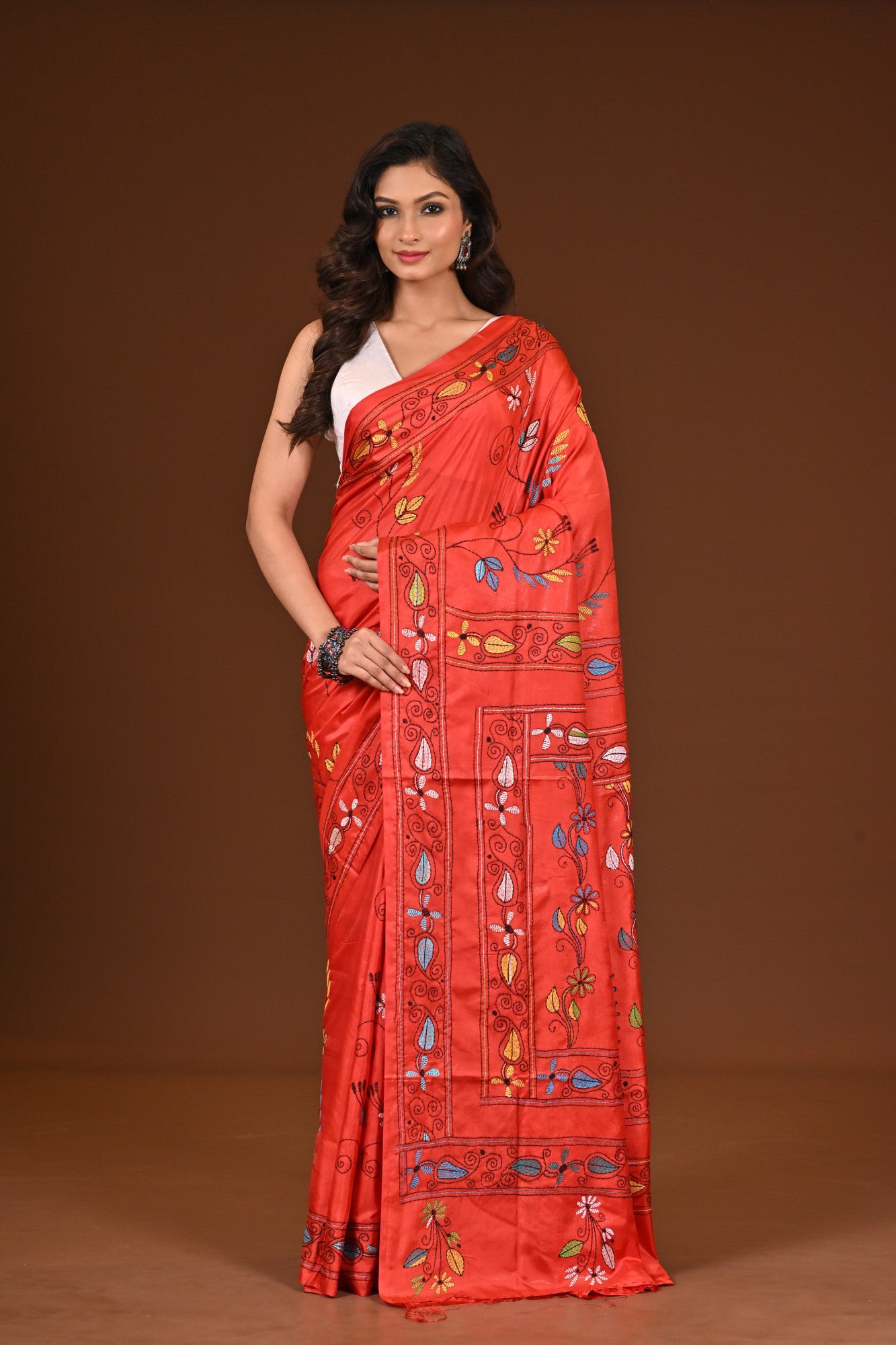Blended Silk Kantha Stitch Saree Red Thumbnail