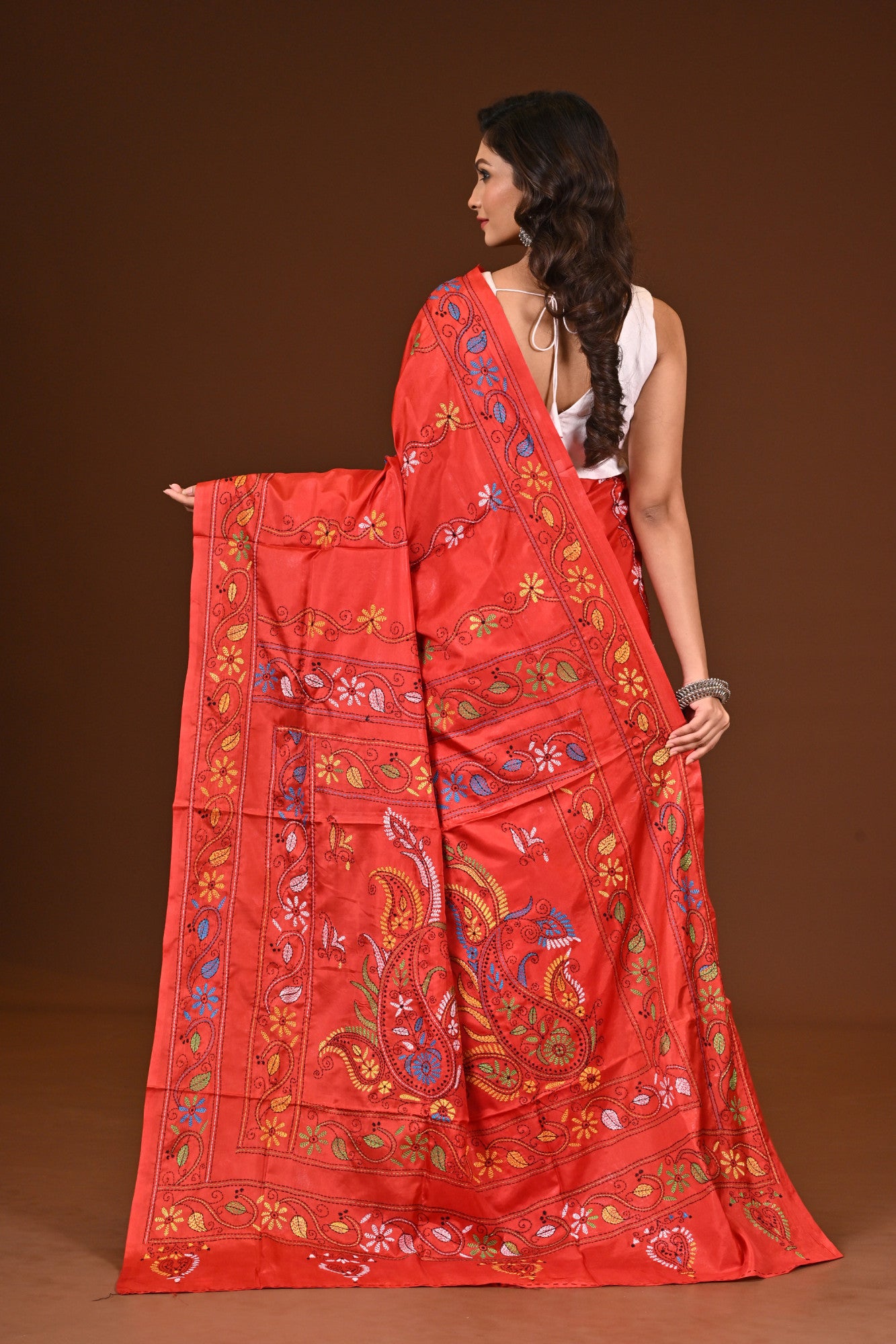 Blended Silk Kantha Stitch Saree Red Thumbnail