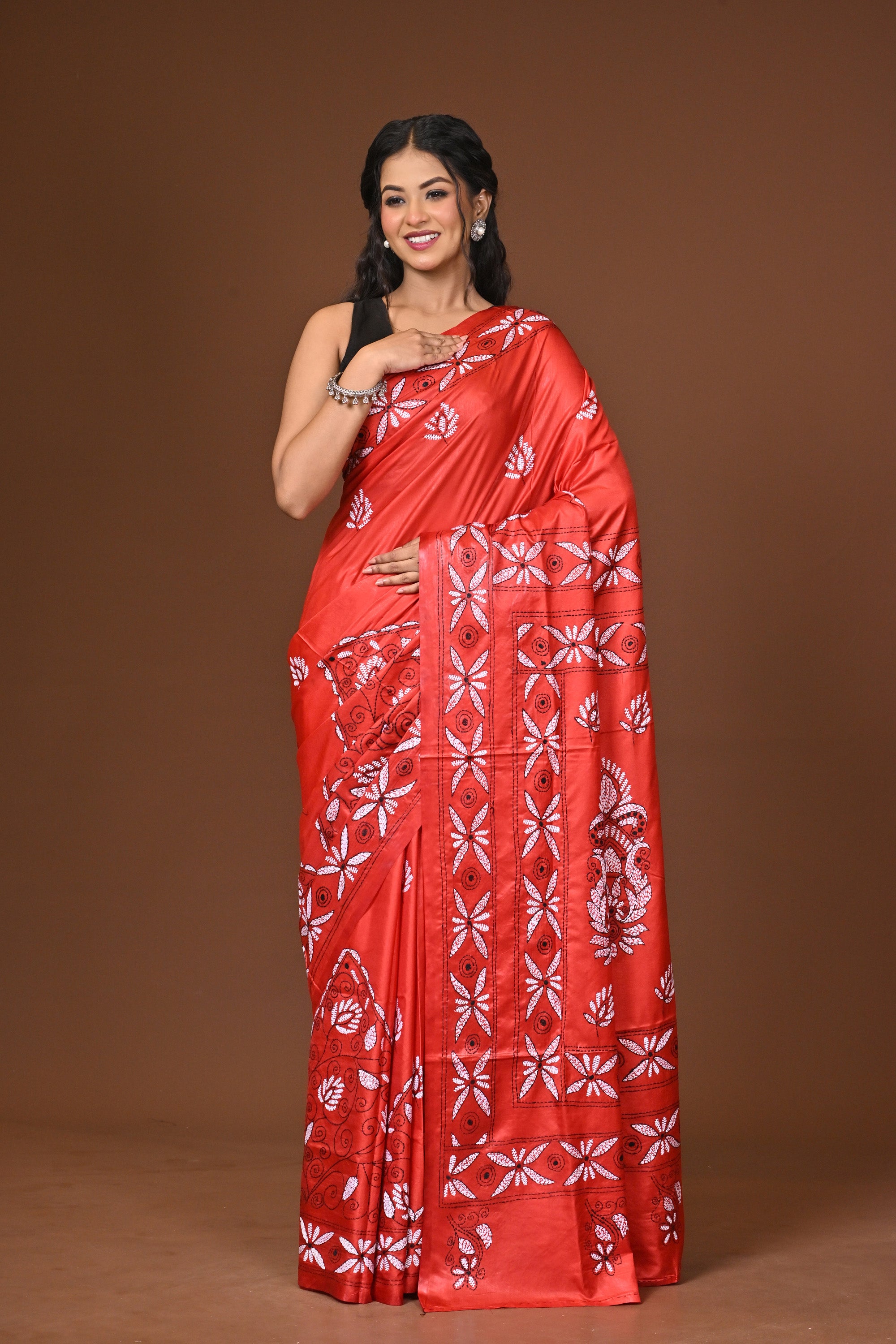Blended Silk Kantha Stitch Saree Red Thumbnail