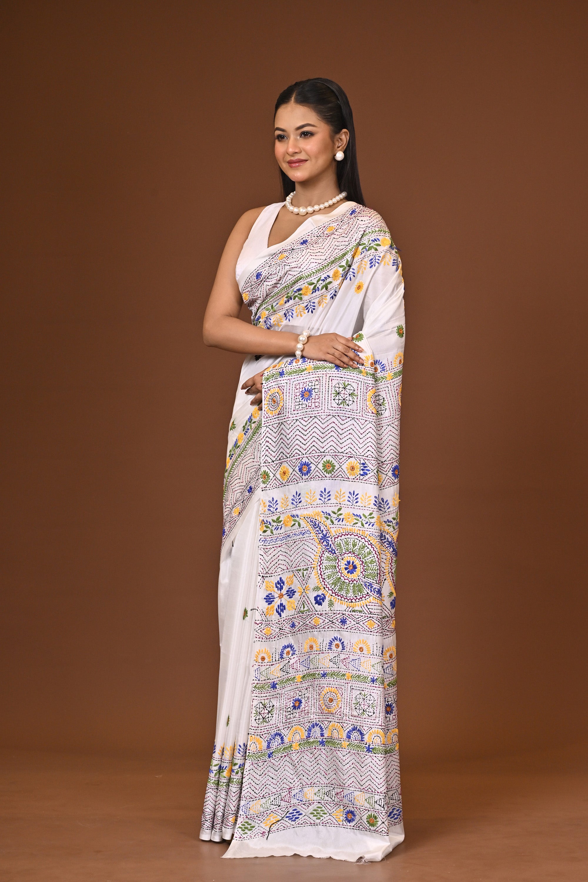Blended Silk Kantha Stitch Saree White Thumbnail
