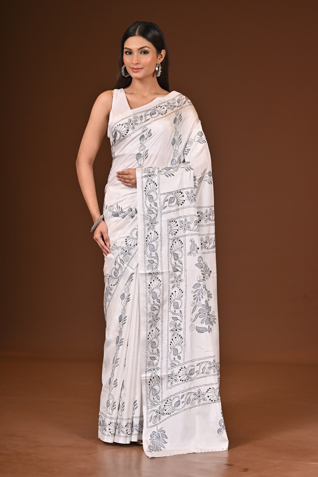 Blended Silk Kantha Stitch Saree White Thumbnail