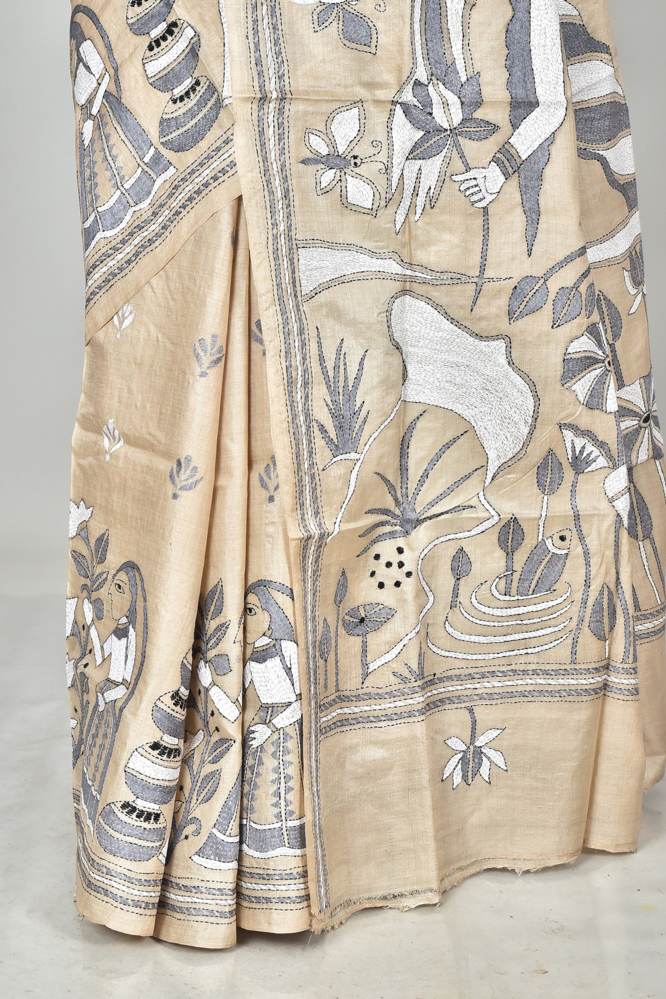 GACHI SILK KANTHA SAREE Thumbnail