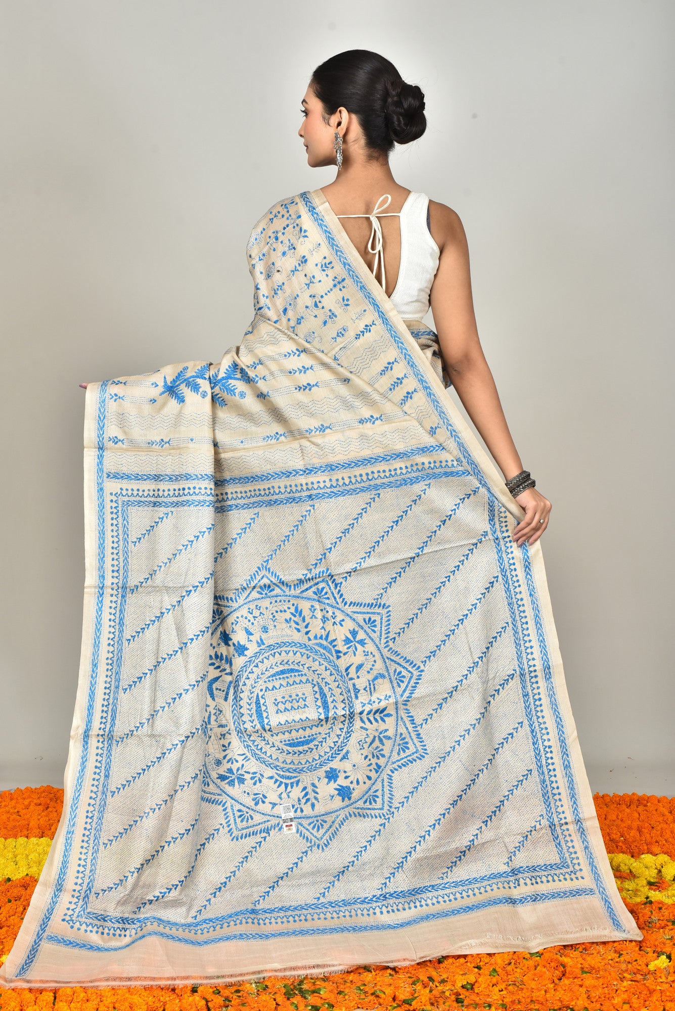 GACHI SILK KANTHA SAREE Thumbnail