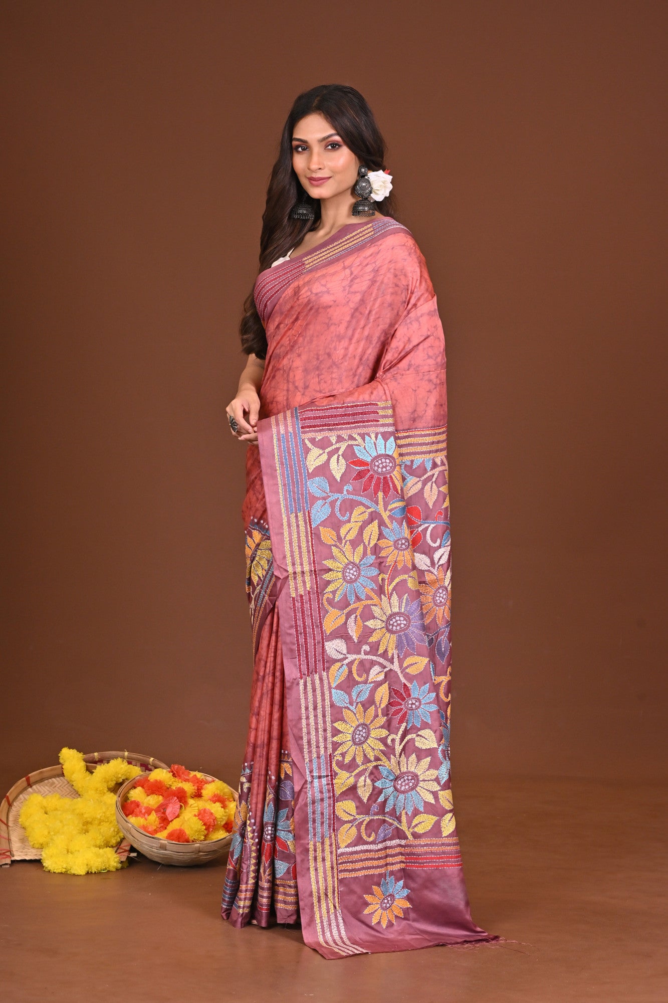 GOLAPIGOURI BLENDED SILK KANTHA SAREE Thumbnail