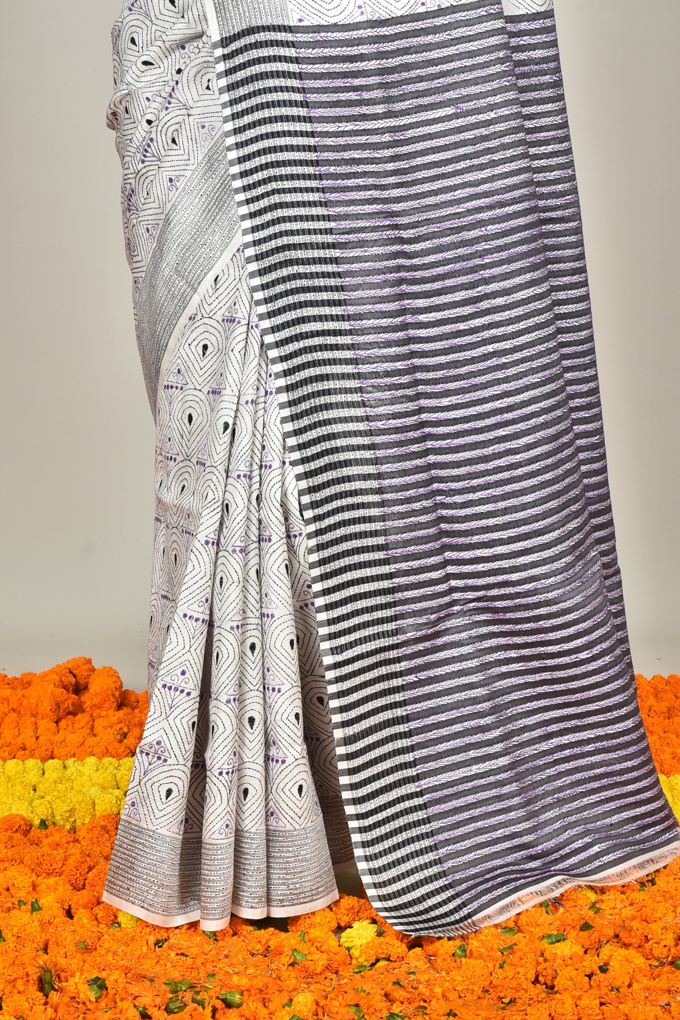 JALCHURI SILK KANTHA SAREE Thumbnail