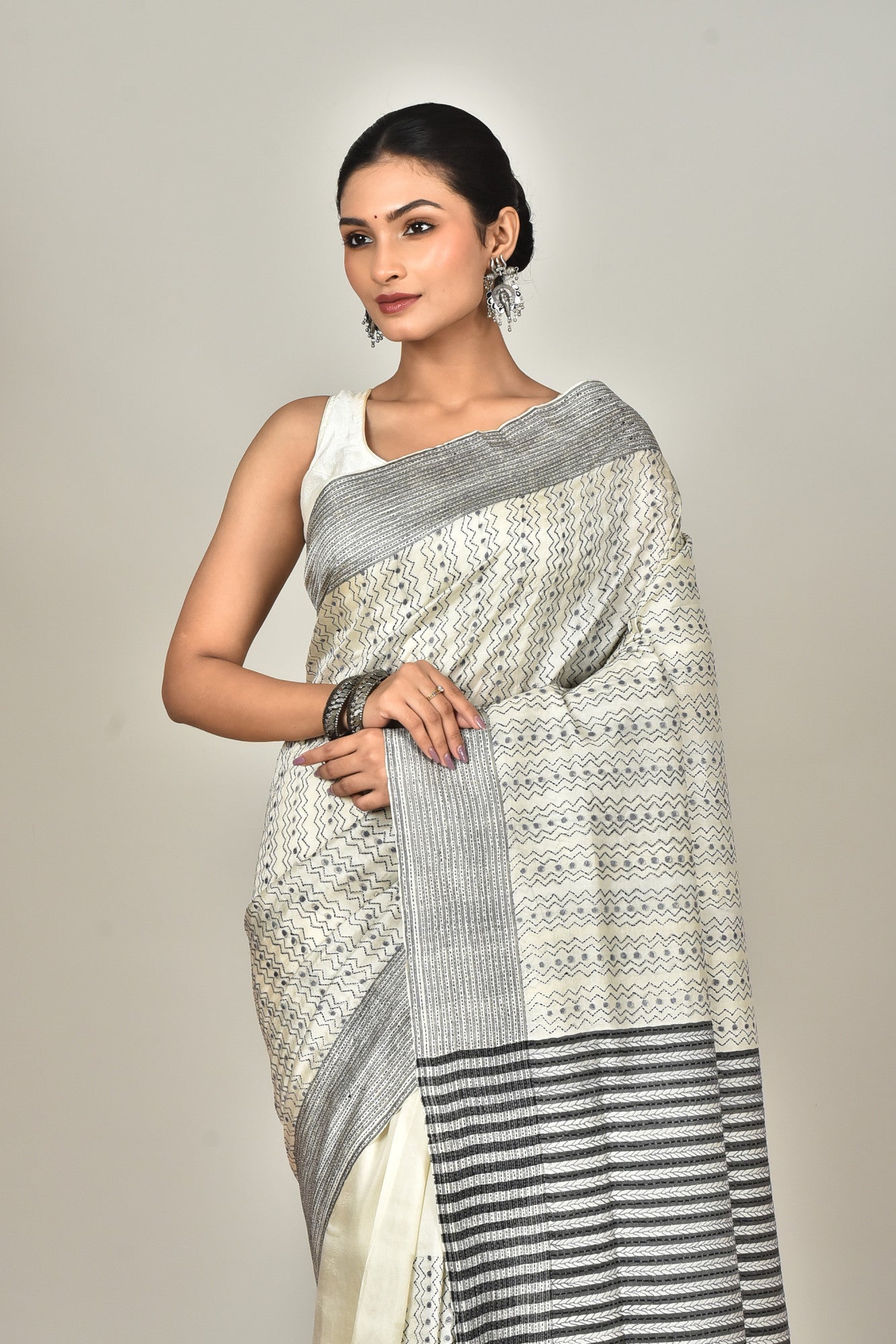 JALCHURI SILK KANTHA SAREE Thumbnail