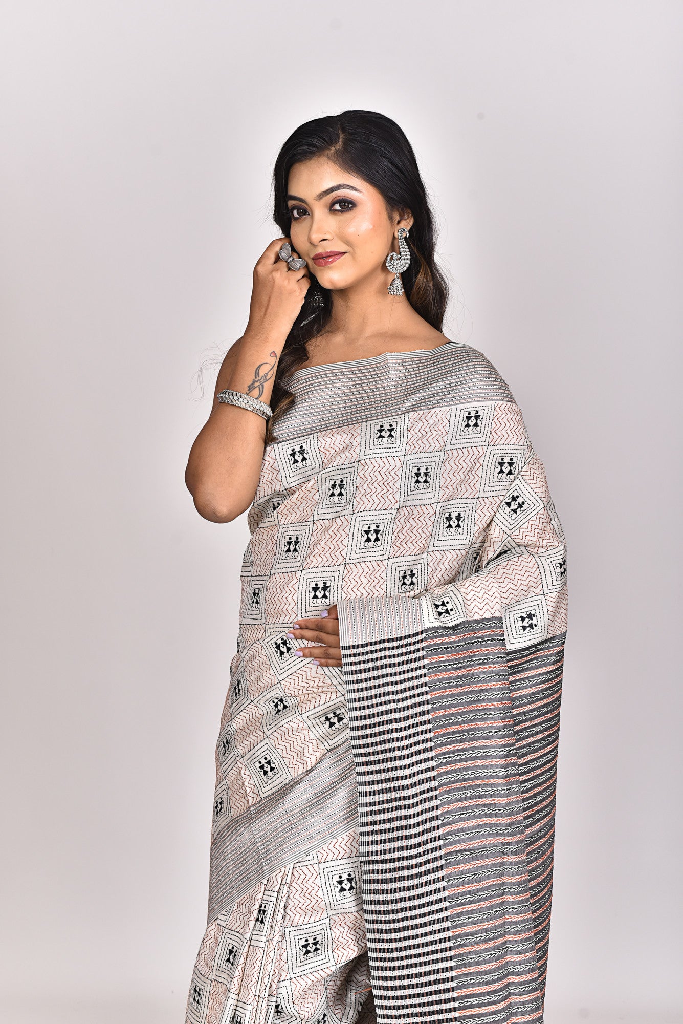 JALCHURI SILK KANTHA SAREE Thumbnail