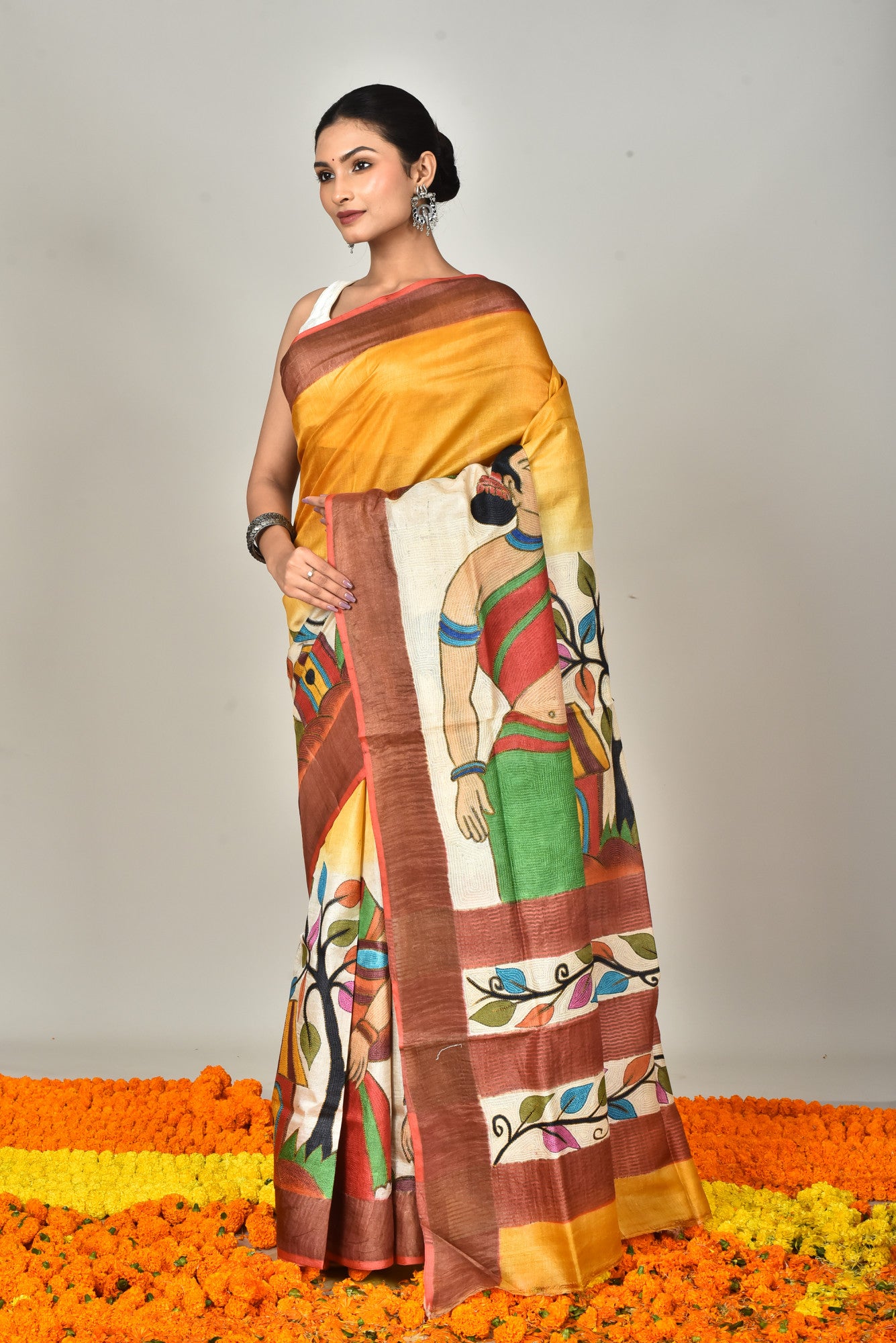 JARI TUSSAR DIY KANTHA SAREE Thumbnail