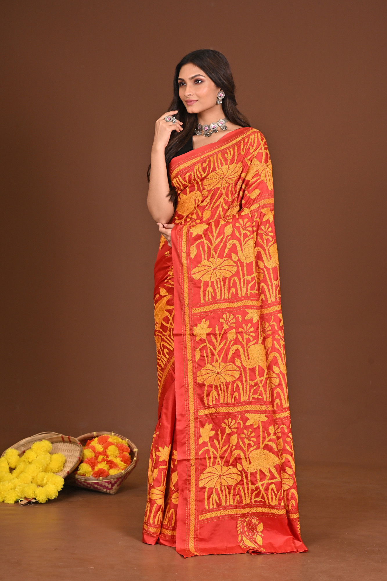 KATYAYANI Blended Silk Kantha Stitch Saree Red Thumbnail