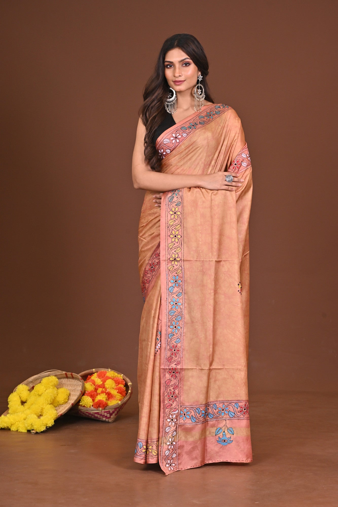 KOMOLSOBHA BLENDED SILK KANTHA SAREE Thumbnail