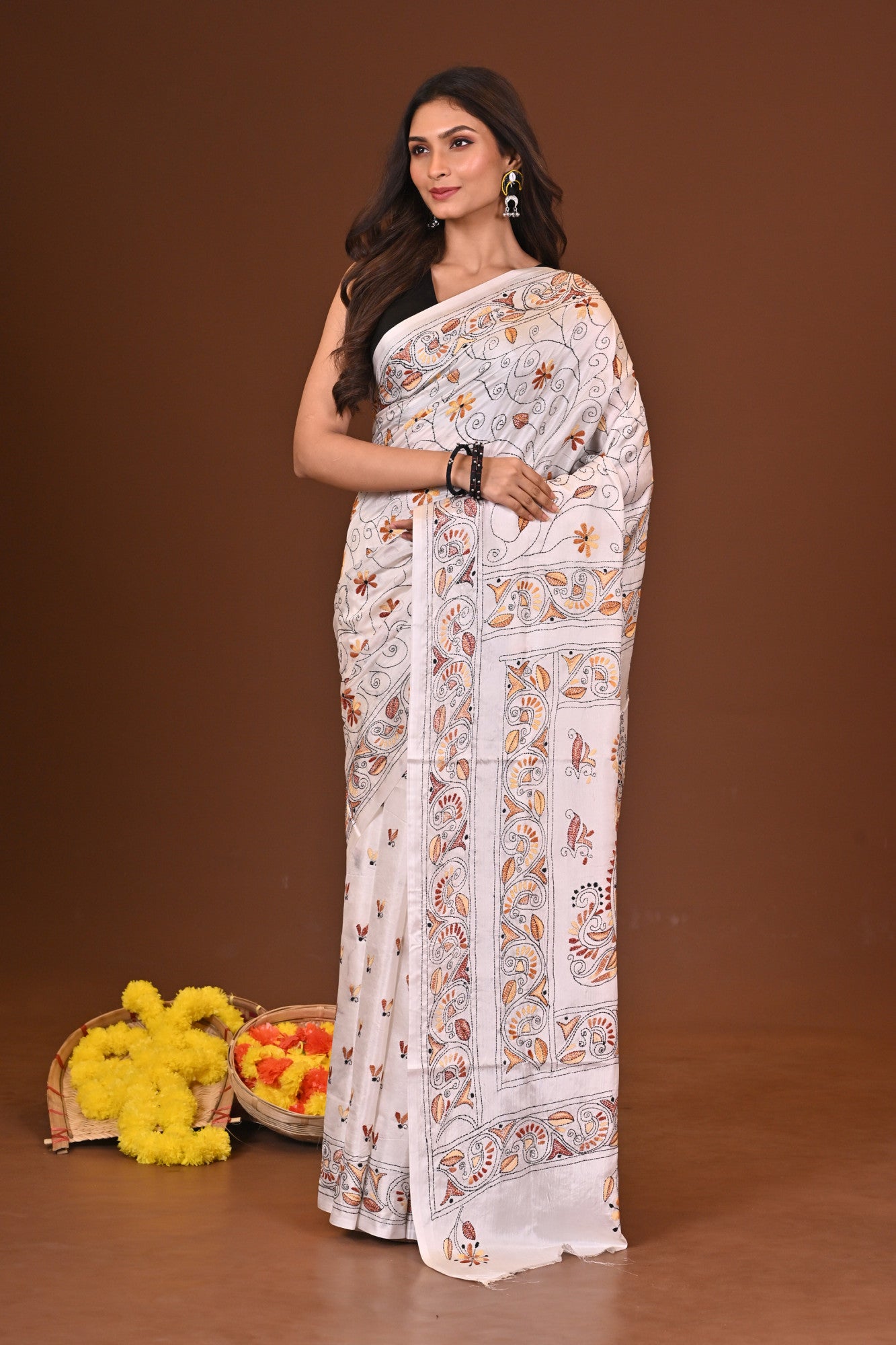 Kumari Blended Silk Kantha Saree White Thumbnail