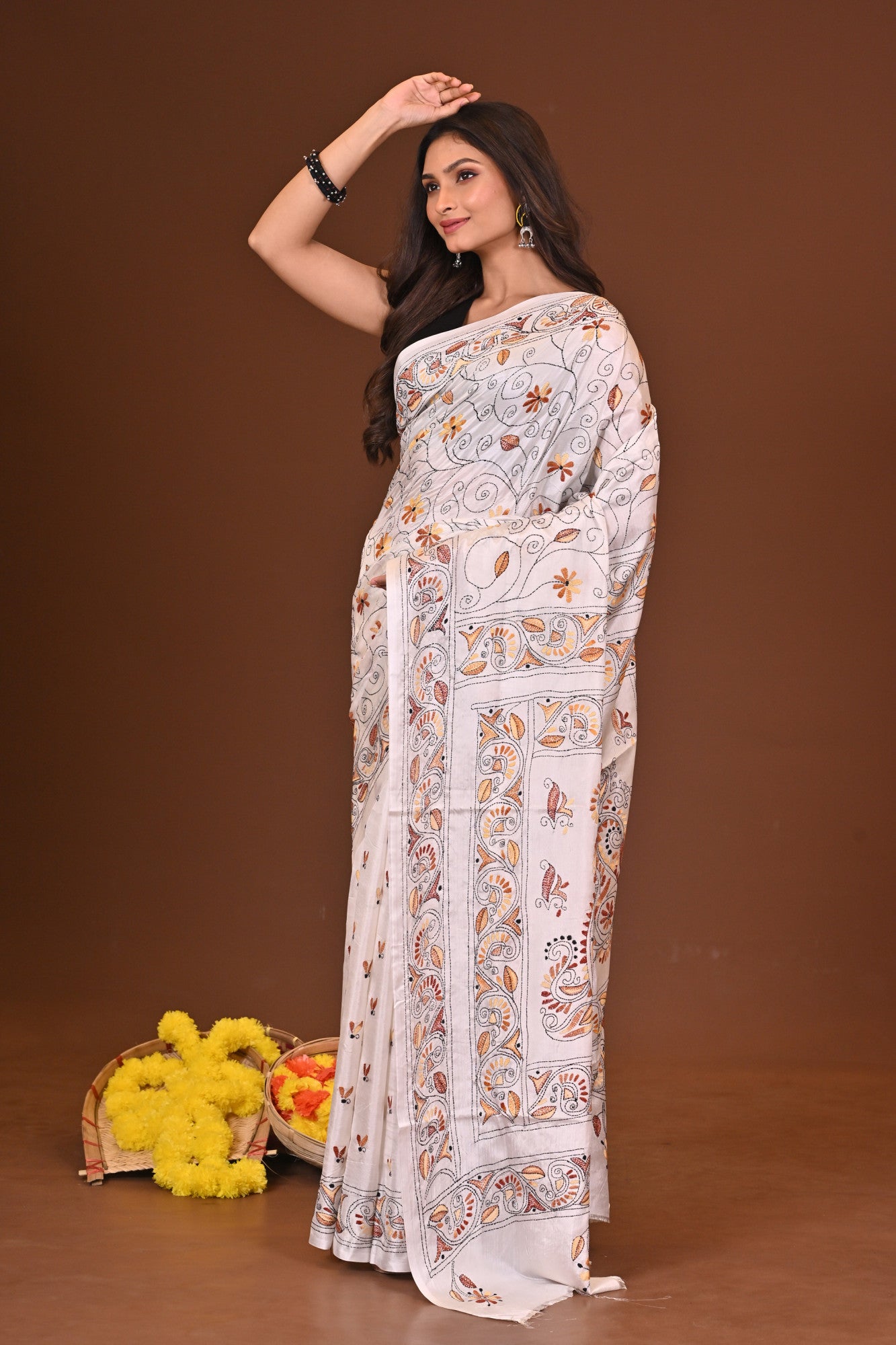 Kumari Blended Silk Kantha Saree White Thumbnail