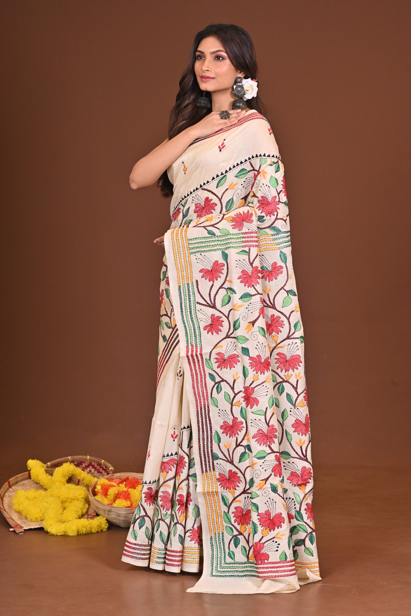 MRINALINI PURE SILK KANTHA SAREE Thumbnail
