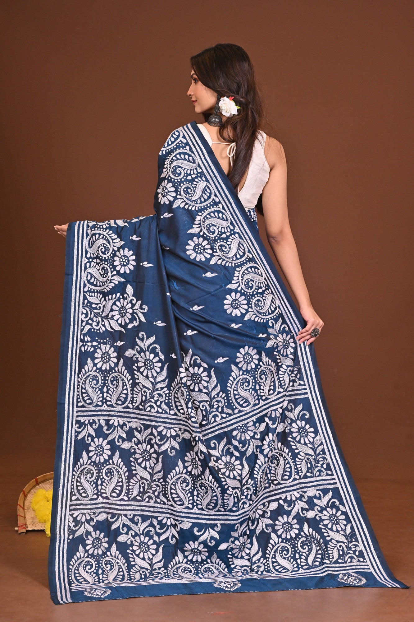 NEELPUSHPIKA BLENDED SILK KANTHA SAREE Thumbnail