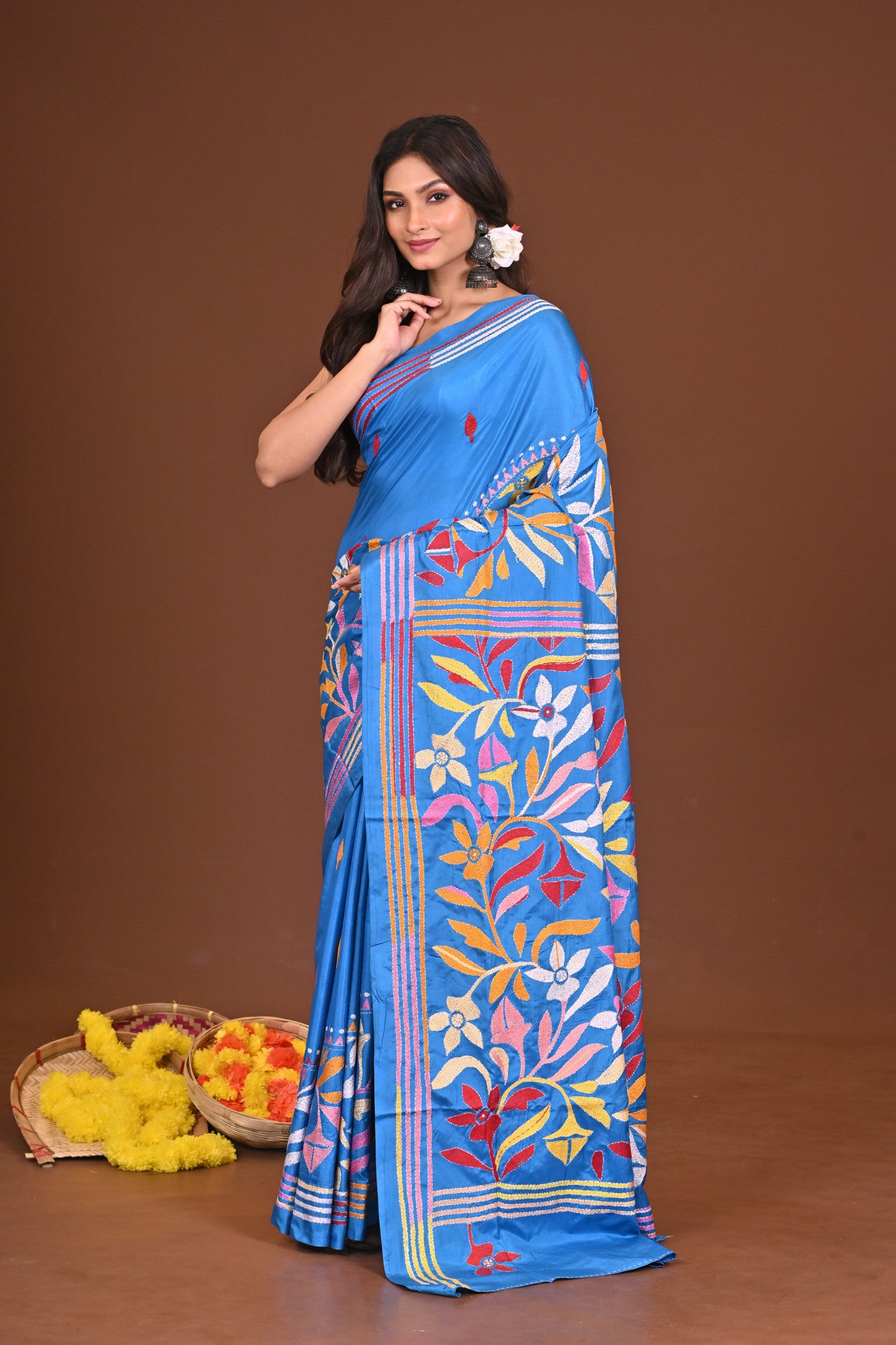 NILAMBARI BLENDED SILK KANTHA SAREE Thumbnail