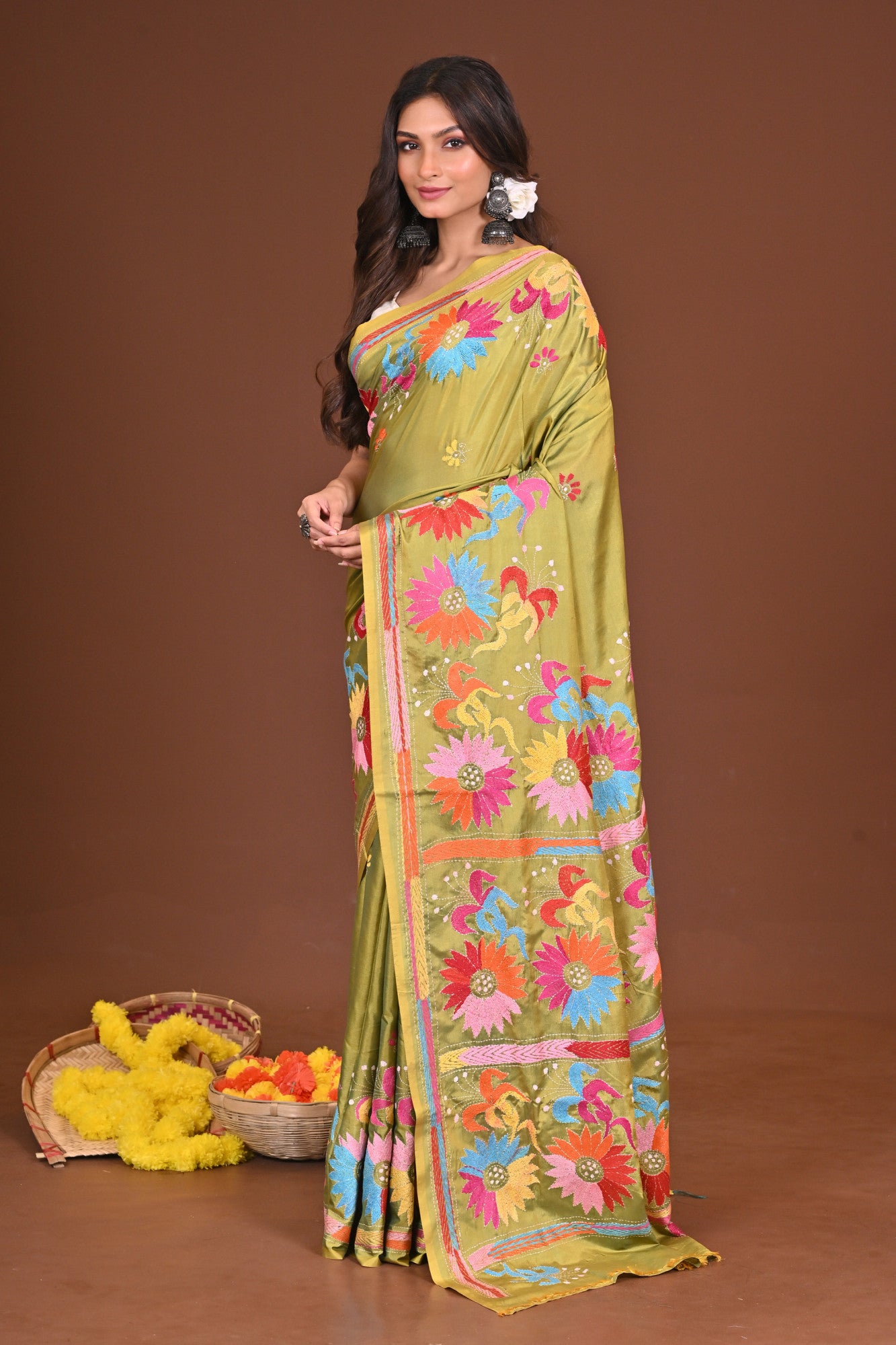 PATAPORI BLENDED SILK KANTHA SAREE Thumbnail