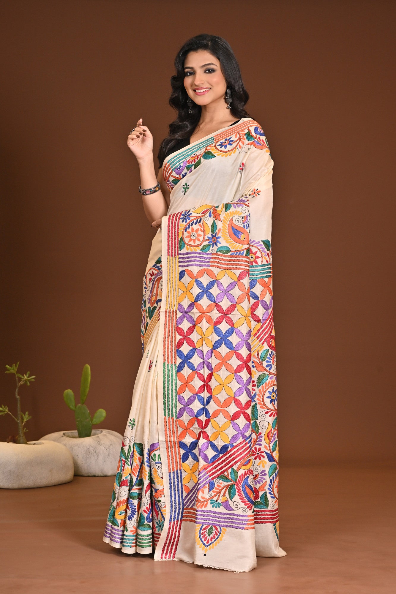 PURE SILK KANTHA SAREE Thumbnail