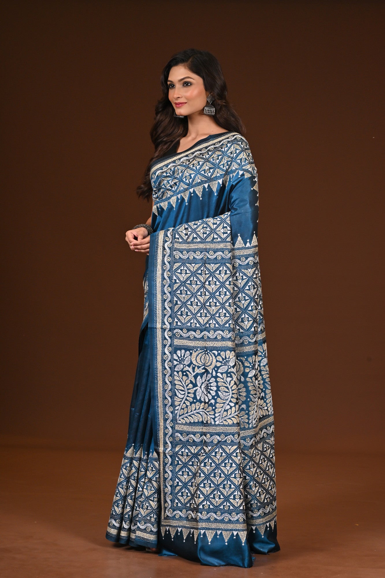PURE SILK KANTHA SAREE Thumbnail