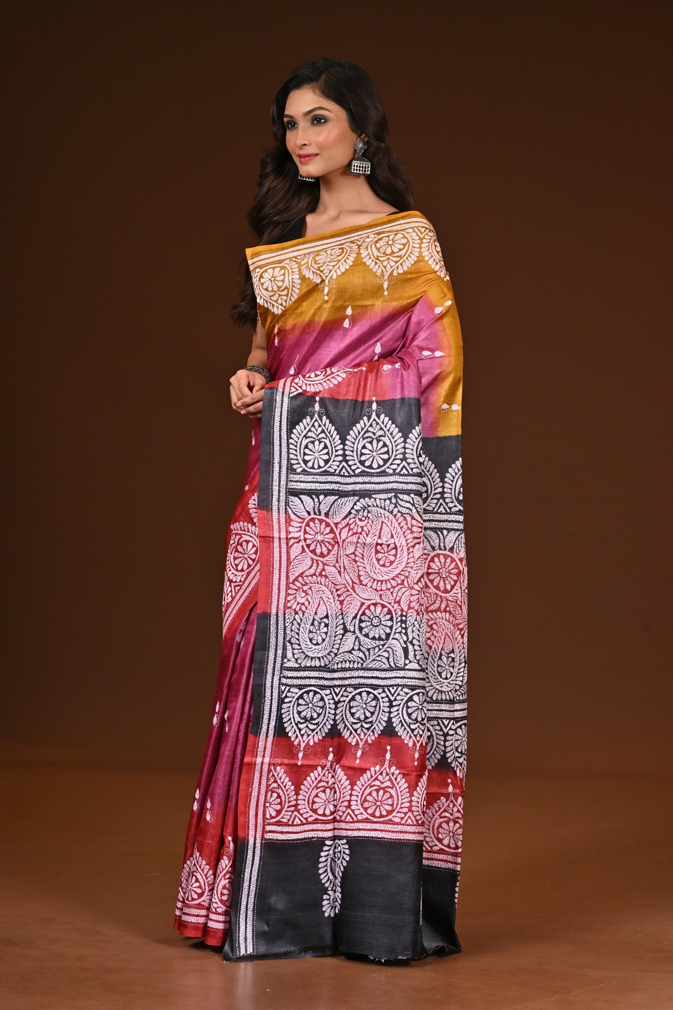 PURE SILK KANTHA SAREE Thumbnail