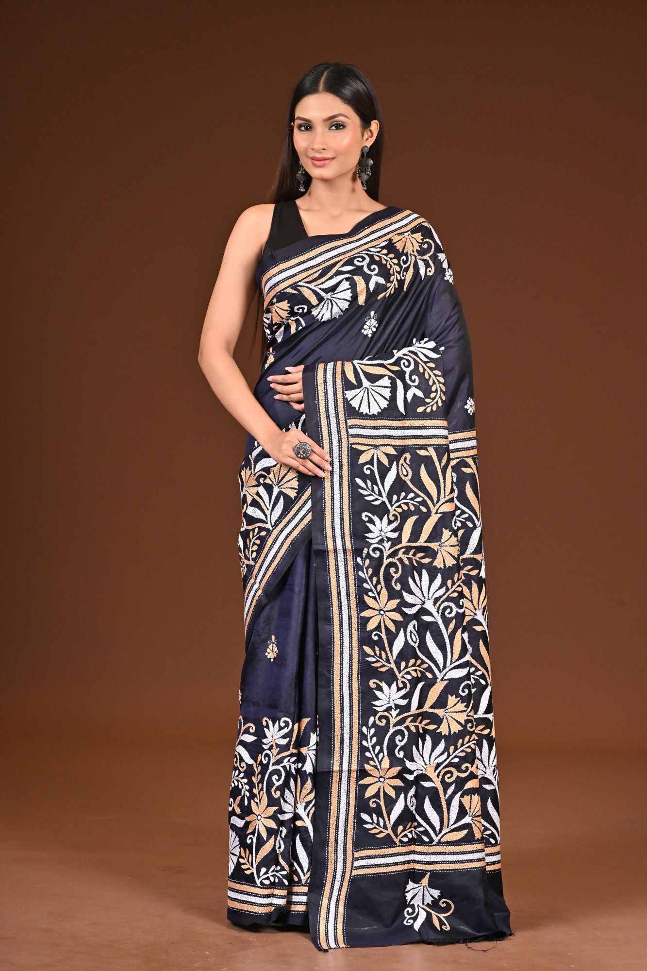 PURE  SILK KANTHA SAREE Thumbnail