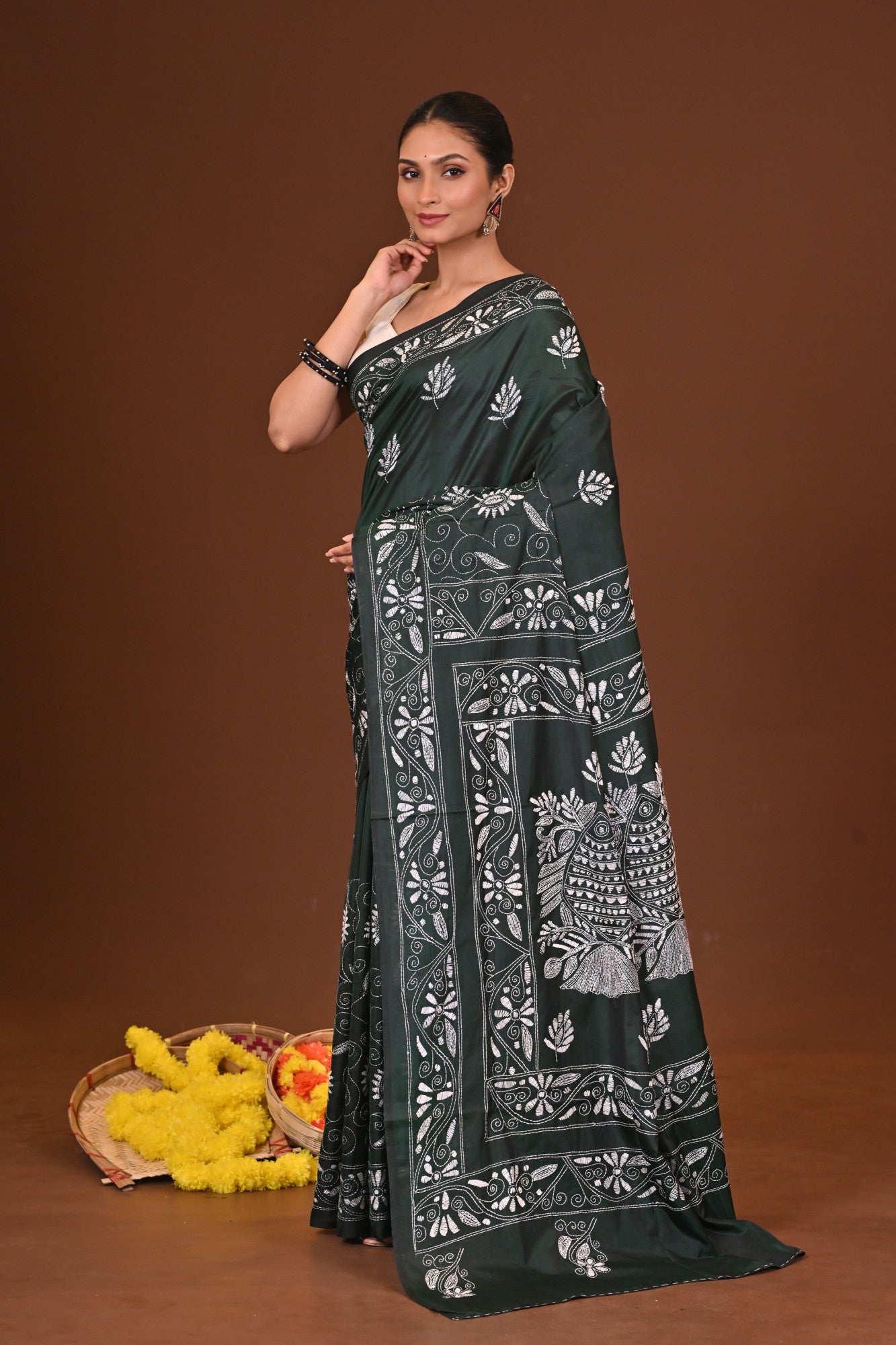 SHYAMOLI BLENDED SILK KANTHA SAREE Thumbnail